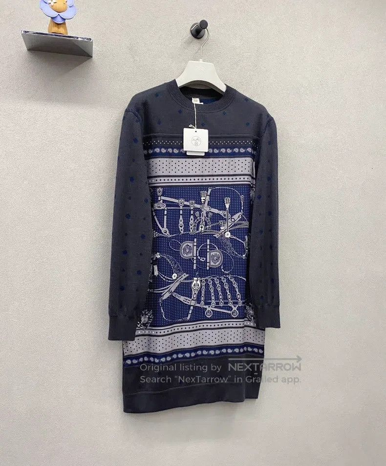 Hermes Hermes Sweater made with 50% cashmere and 50% real silk bl Size XXS / US 00 / IT 34 - 4 Thumbnail