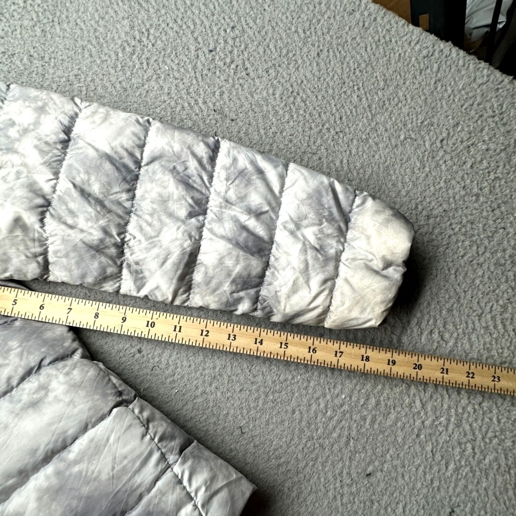 Eddie Bauer Eddie Bauer EB650 CirrusLite Down Hooded Puffer Jacket Womens Large Gray Cloud Size L / US 10 / IT 46 - 5 Thumbnail