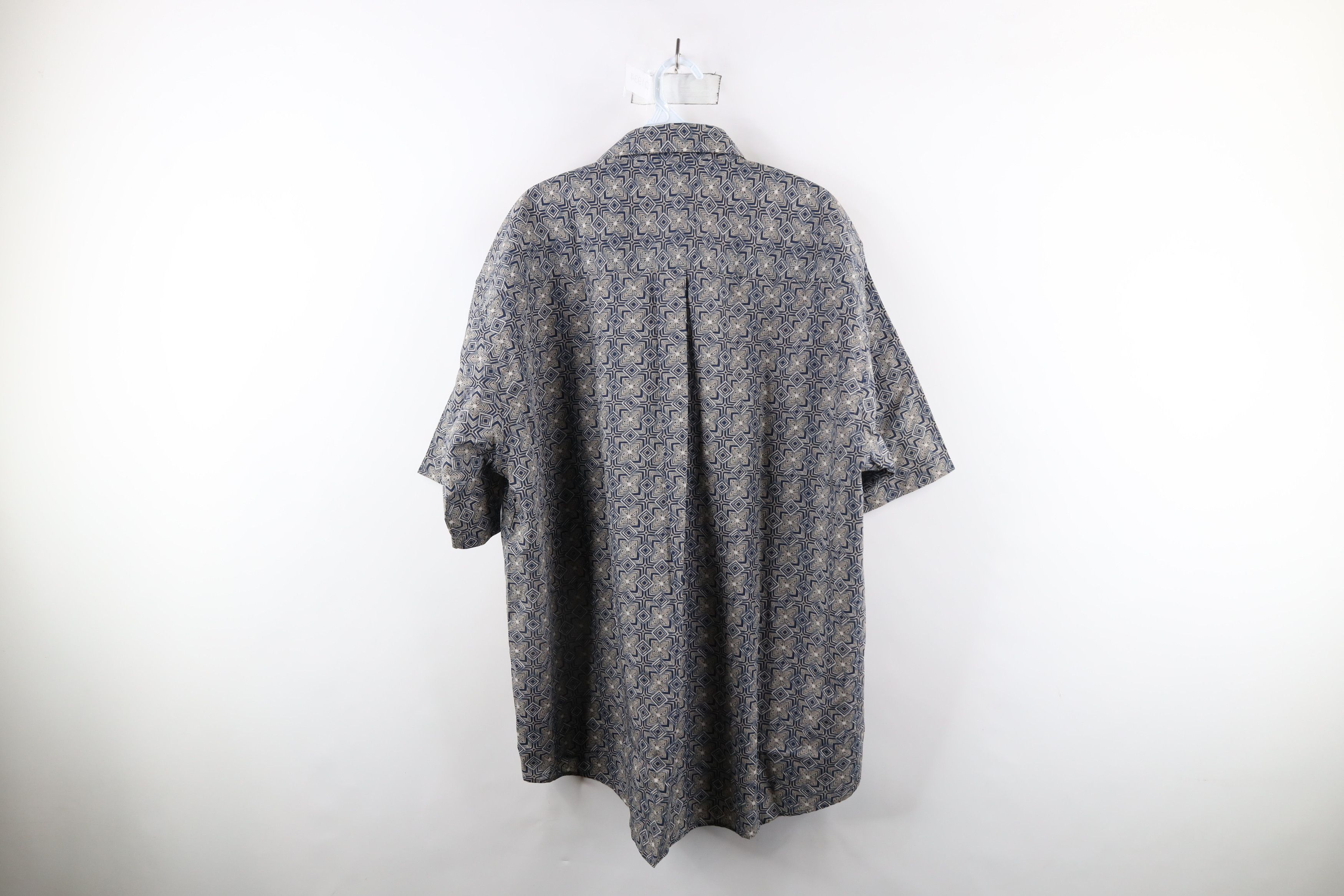 Vintage Deadstock Vintage 90s Streetwear Short Sleeve Button Shirt Size US XL / EU 56 / 4 - 9 Thumbnail