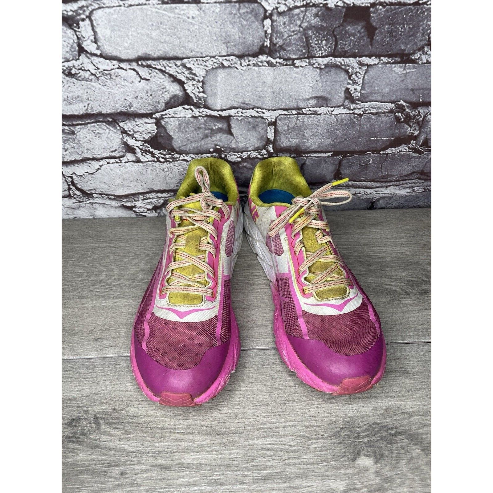 Hoka HOKA ONE TRACER Pink FUSCIA CITRUS Lace Up Sneakers Women 9M Size US 9 / IT 39 - 13 Thumbnail