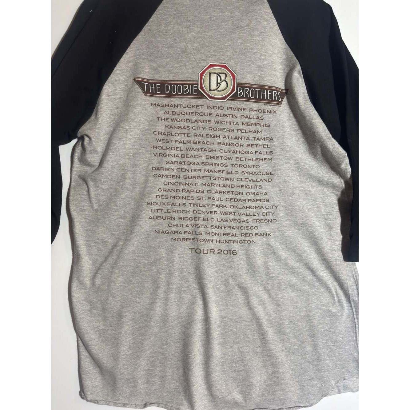 Tultex 2016 The Doobie Brothers Tour Men's Raglan Baseball T-Shirt Size US L / EU 52-54 / 3 - 5 Thumbnail