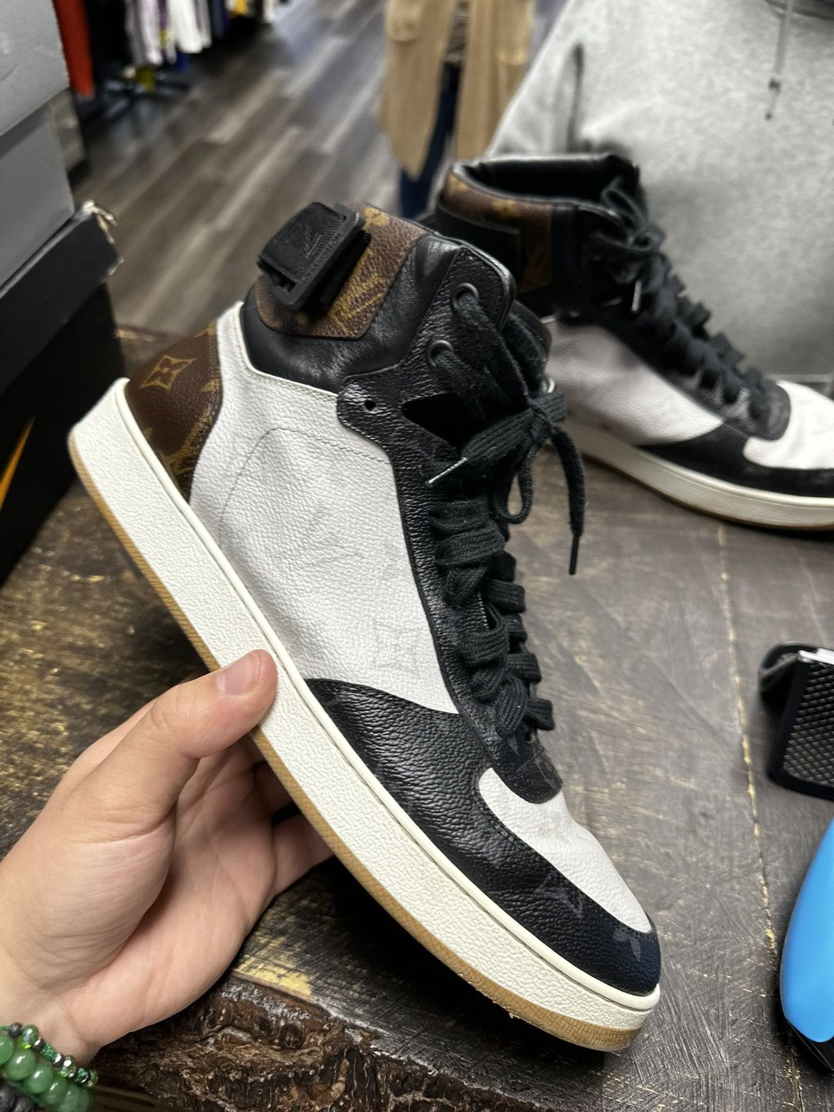 Louis Vuitton LV Rivoli sneakers Grailed