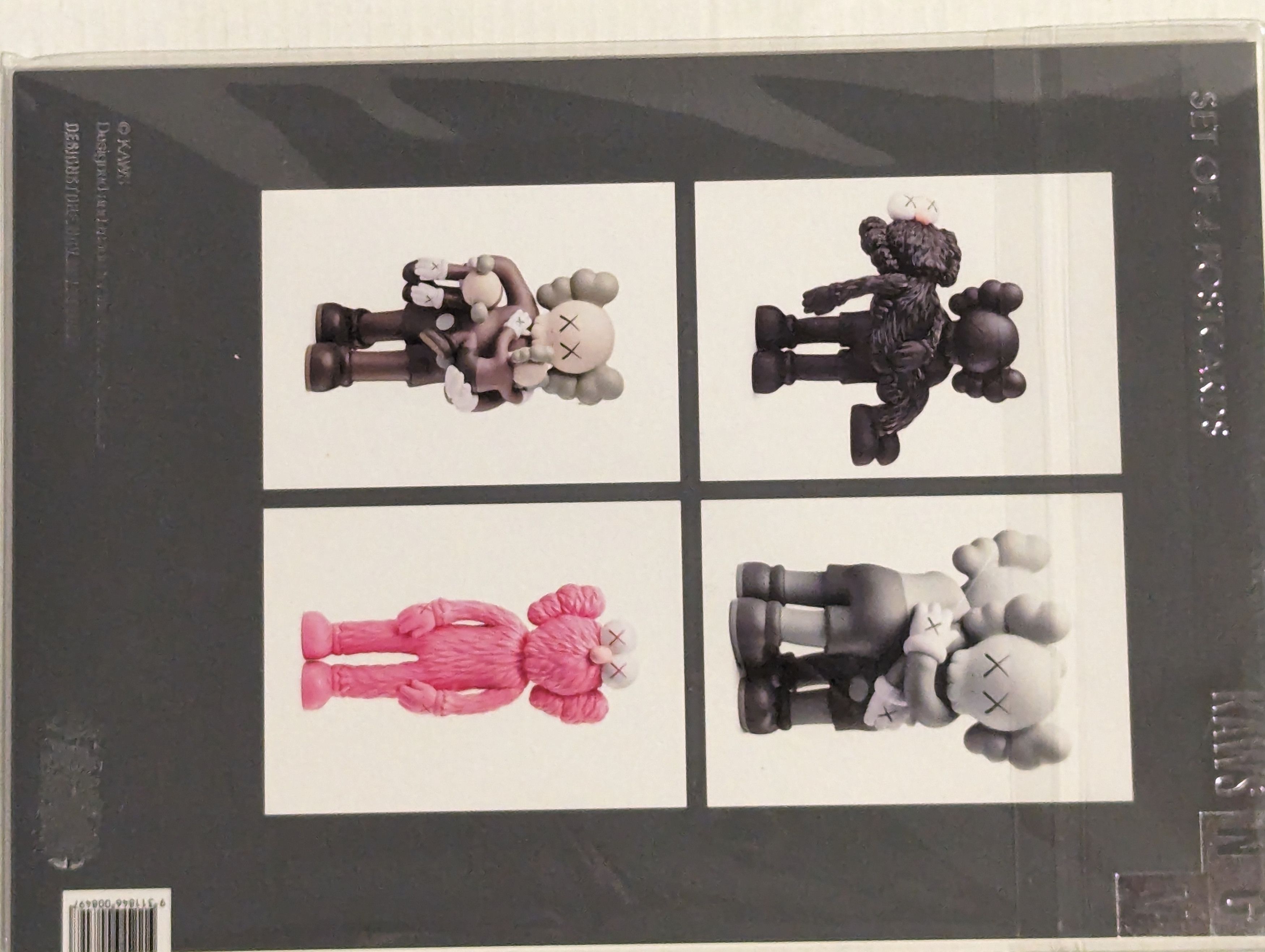 Kaws KAWS x NGV SET OF 4 POSTCARDS Size ONE SIZE - 2 Thumbnail