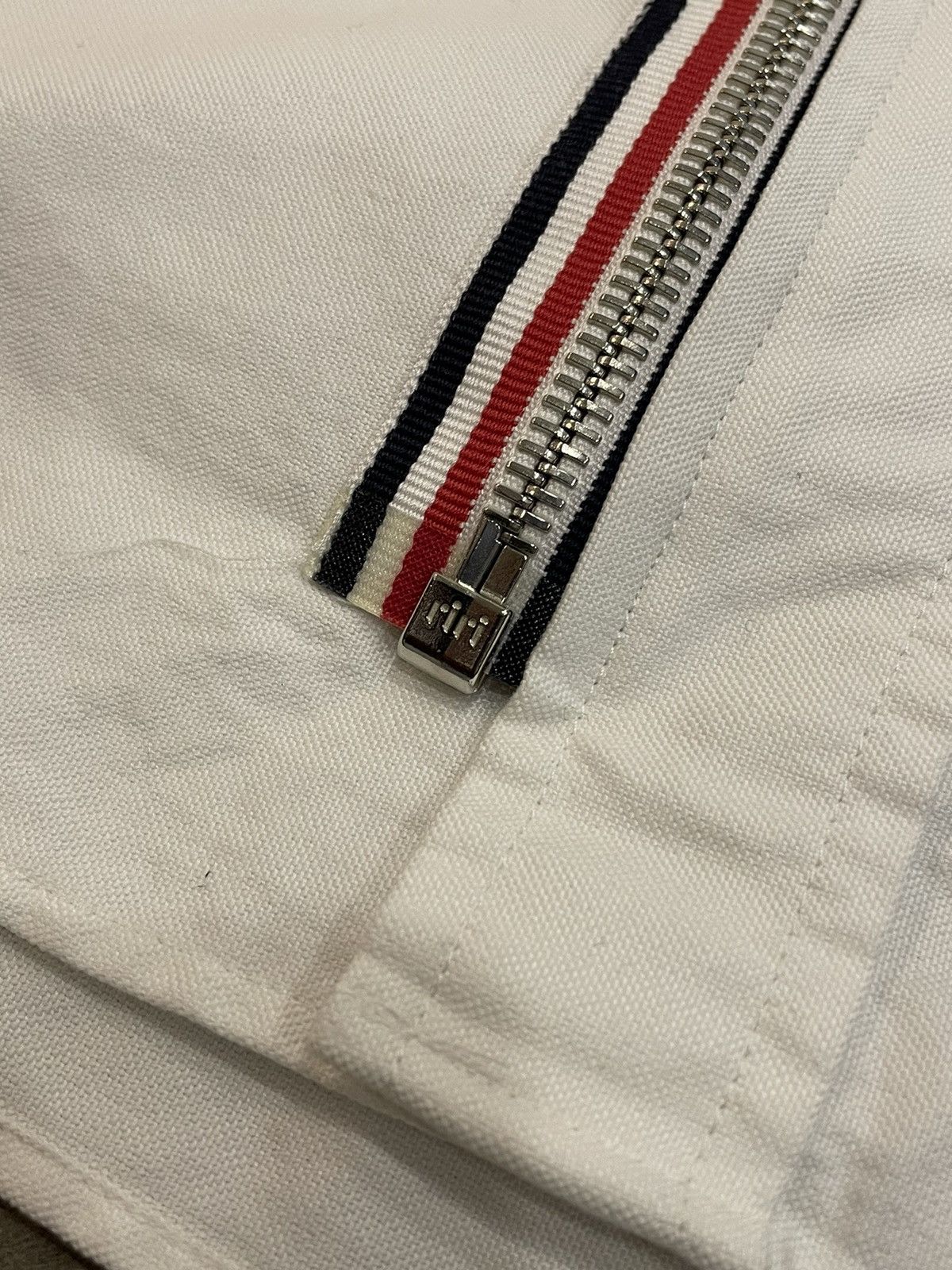 Thom Browne Thom Browne - 4-BAR ZIP-FRONT OXFORD SHIRT Size US M / EU 48-50 / 2 - 11 Thumbnail
