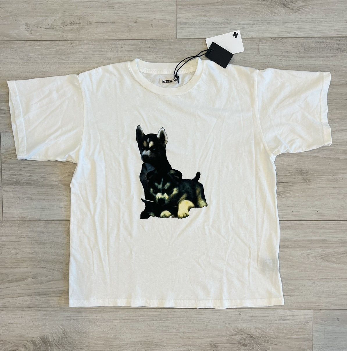 Pre-owned Siberia Hills ‘puppies' T-shirt In Cream