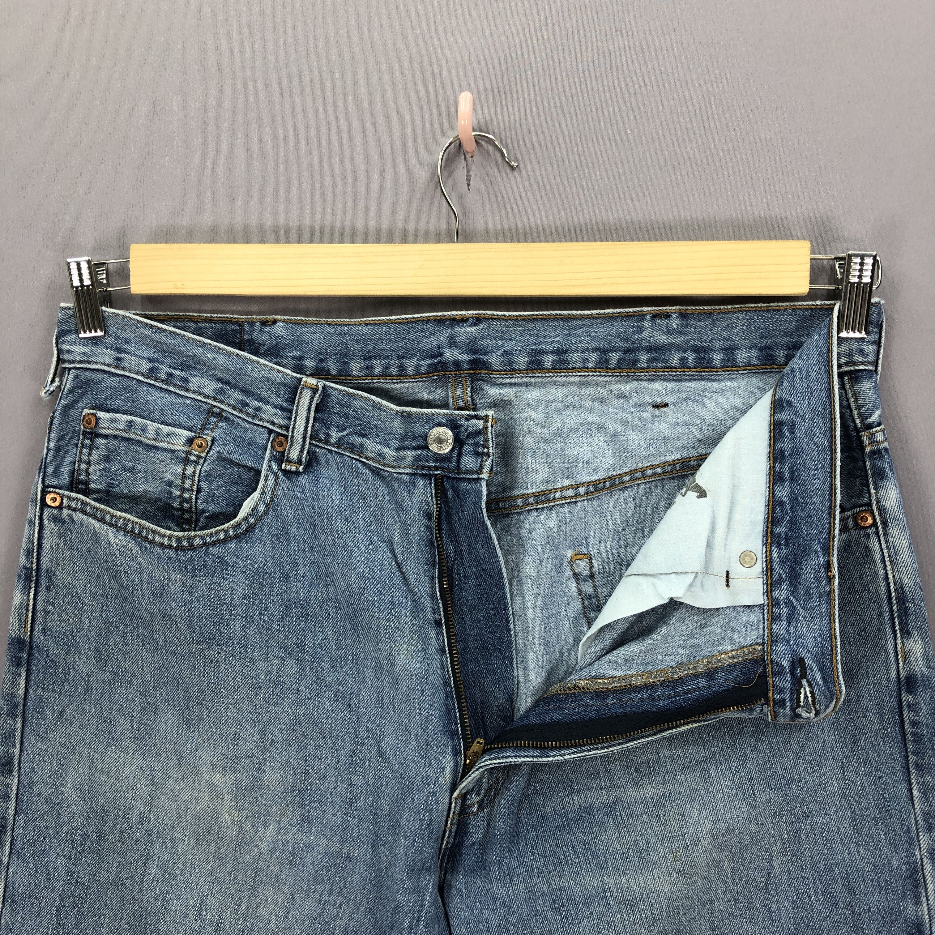 Levi's Vintage Levis 550 Baggy Jeans Levi's Light Wash Faded Denim Size US 36 / EU 52 - 5 Thumbnail