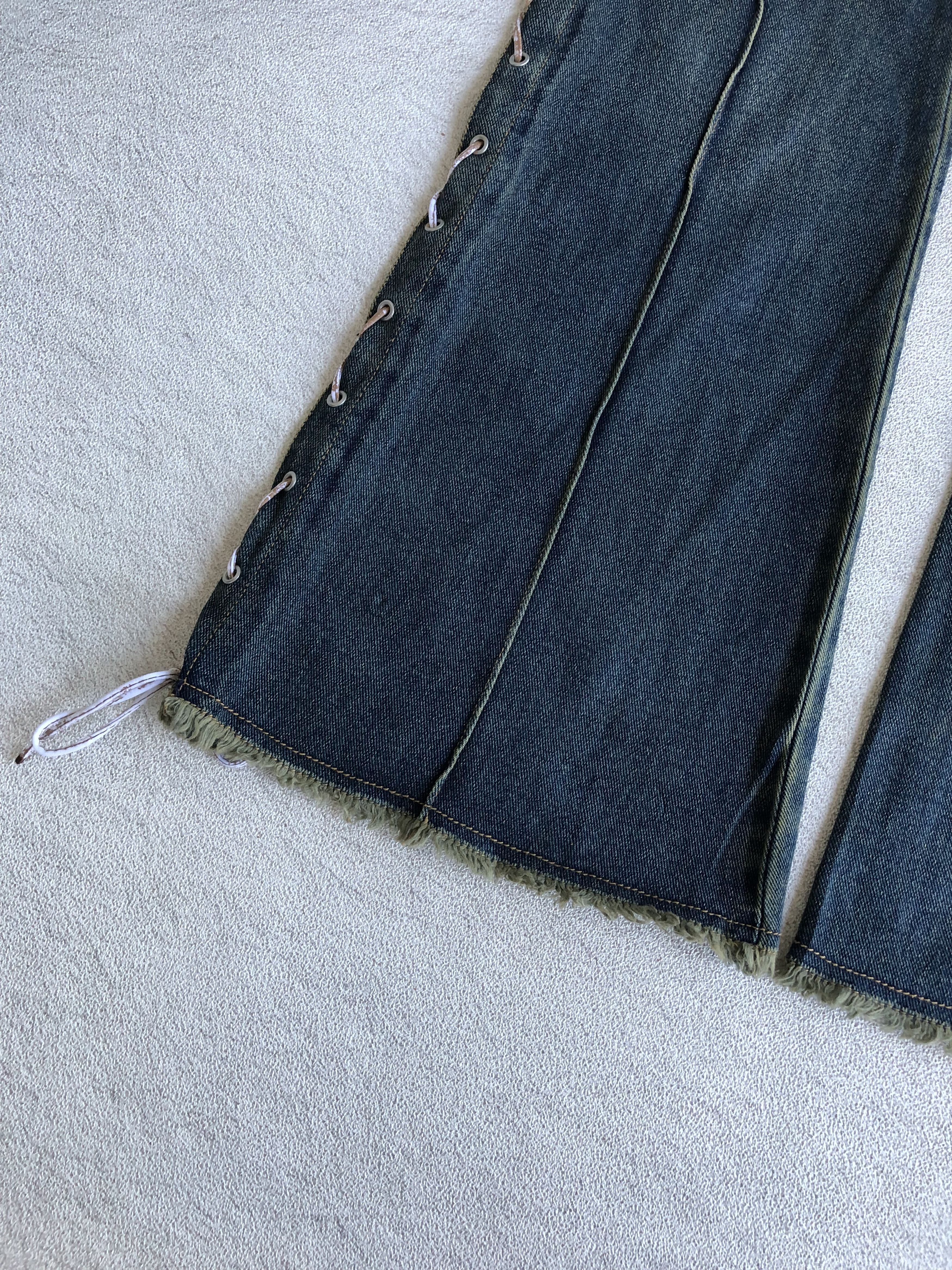 Japanese Brand Jouer aux echecs Y2K Flared Jeans Size US 33 - 10 Thumbnail