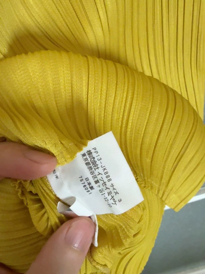Issey Miyake Issey Miyake size:3 Prosperity Yellow pleated vest Size S / US 4 / IT 40 - 3 Thumbnail