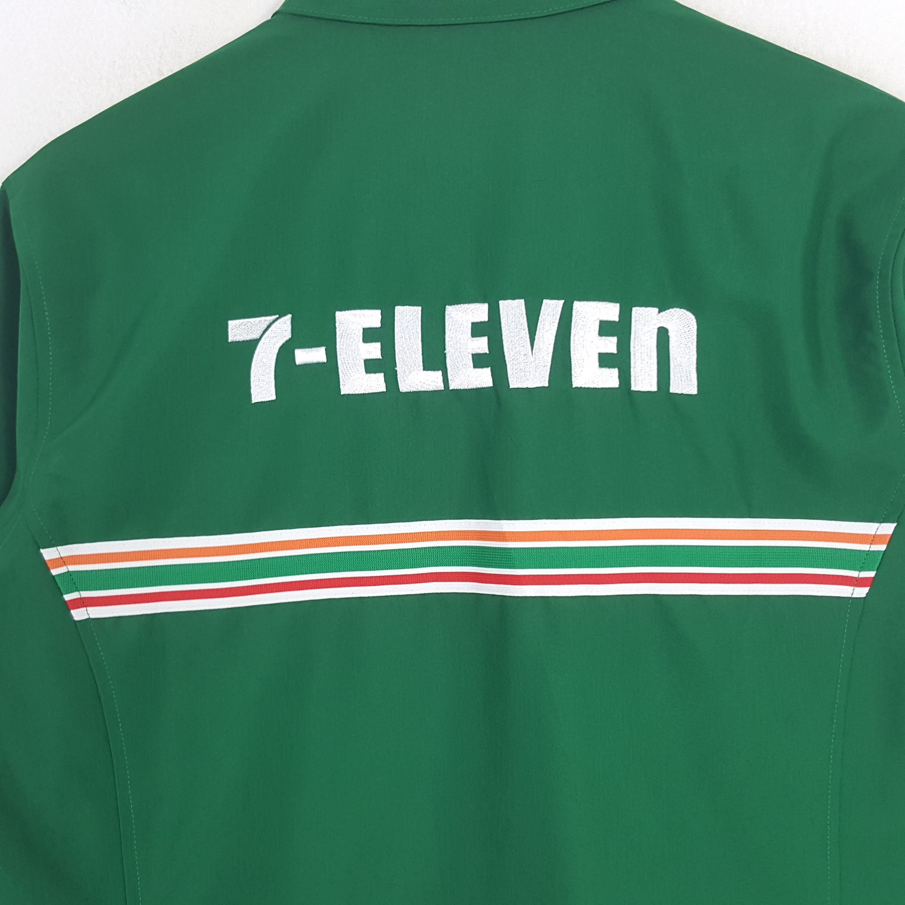 Japanese Brand × Vintage Vintage 7 Eleven Embroidery Logo Worker Uniform Jacket Size US M / EU 48-50 / 2 - 2 Thumbnail