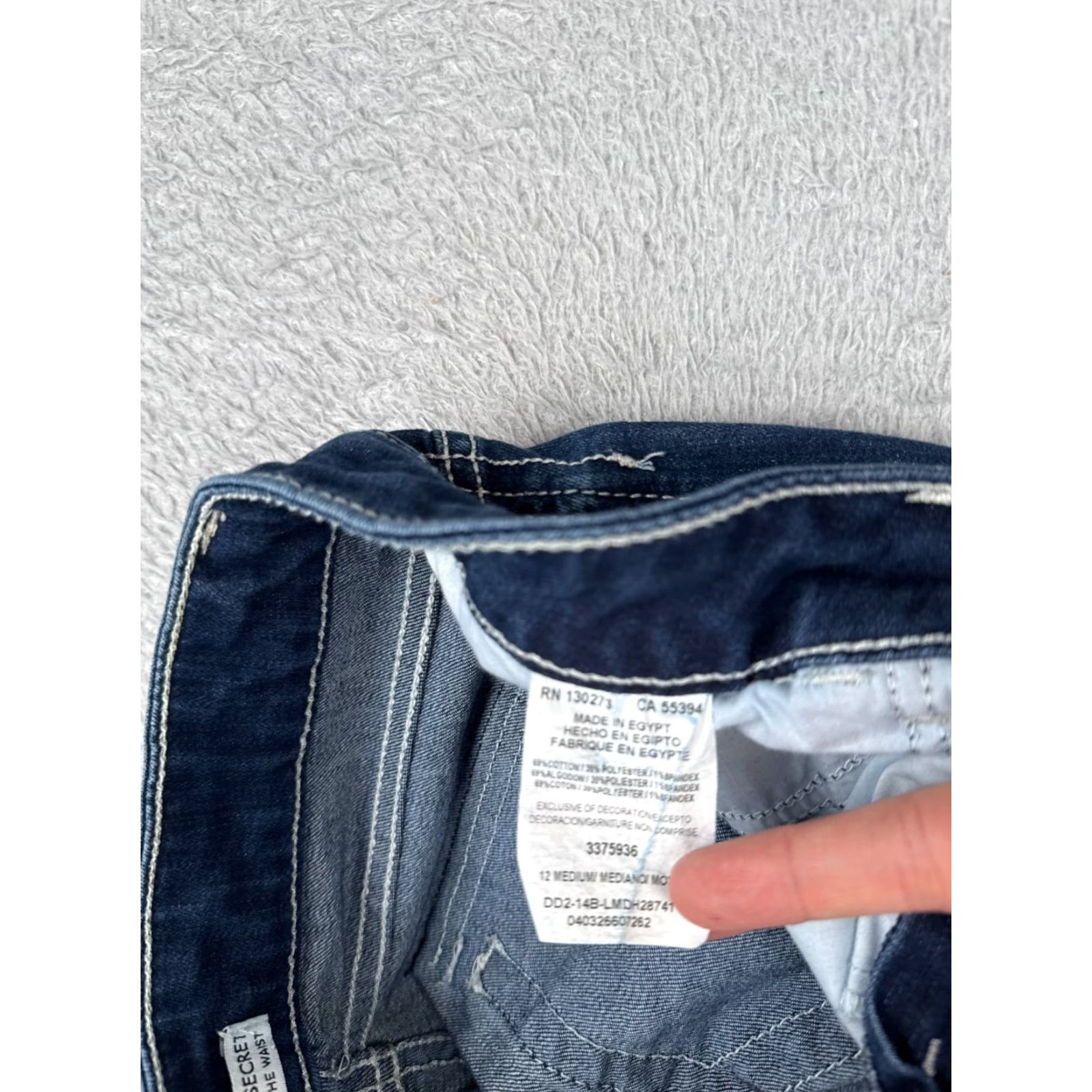 Lee Lee Jeans Womens Capri 30x16 Denim Blue 12P Petite Regular Slender Secret 5-Pocket Mid Rise Size 34" / US 12 / IT 48 - 7 Thumbnail