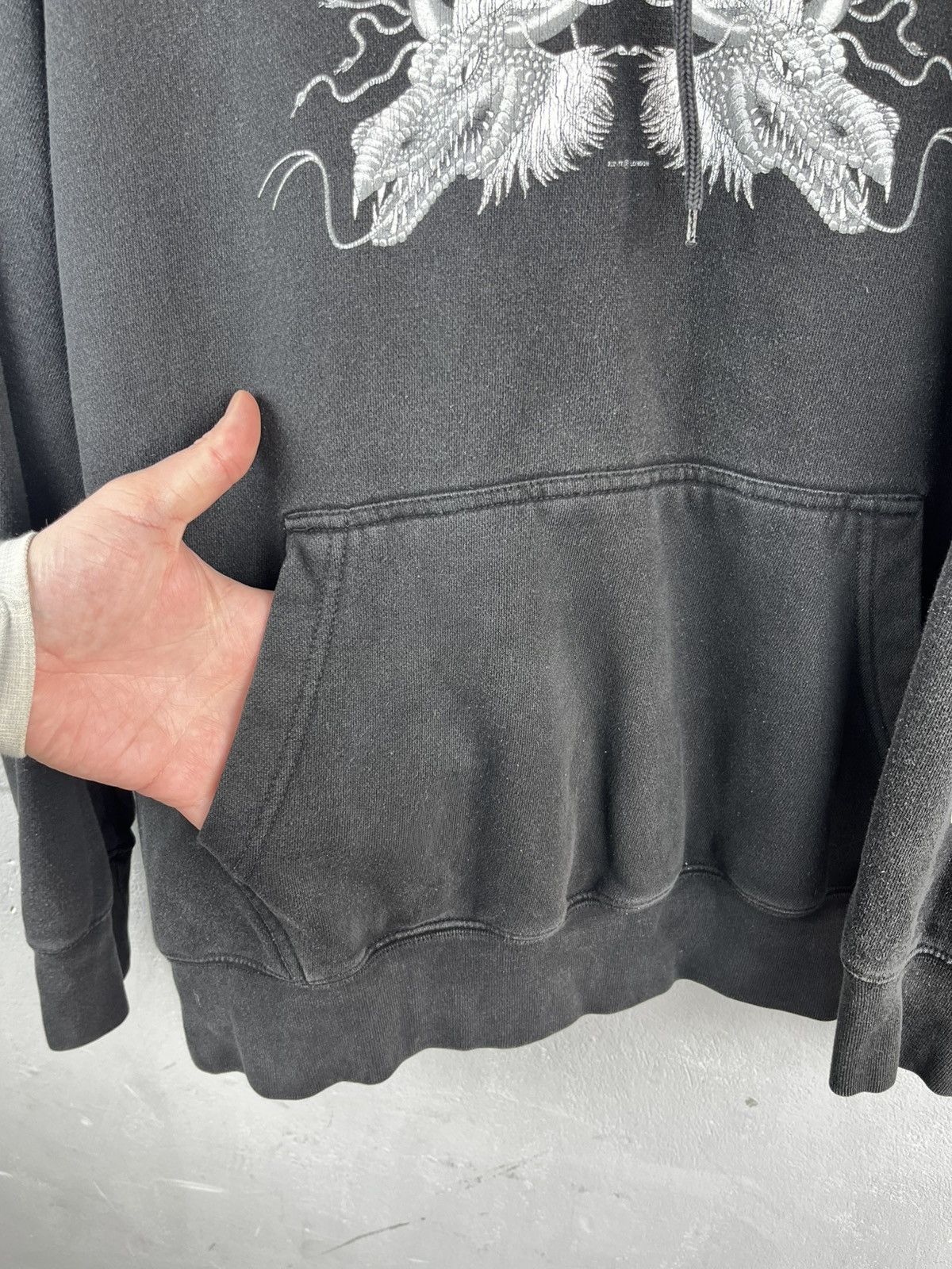 Vintage Vintage dragon hoodie art Size US L / EU 52-54 / 3 - 8 Thumbnail
