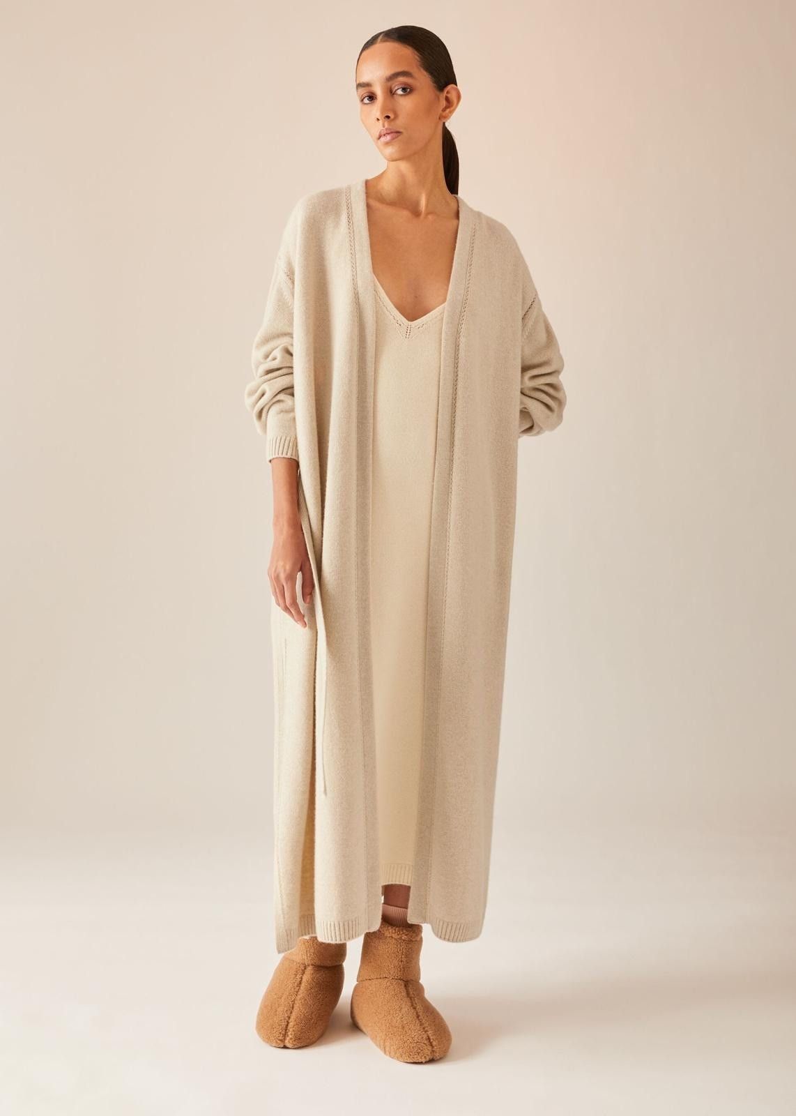 Loro Piana o1srvl11e1024 Cocooning Cashmere Cardigan in Beige Size XS / US 0-2 / IT 36-38 - 3 Thumbnail