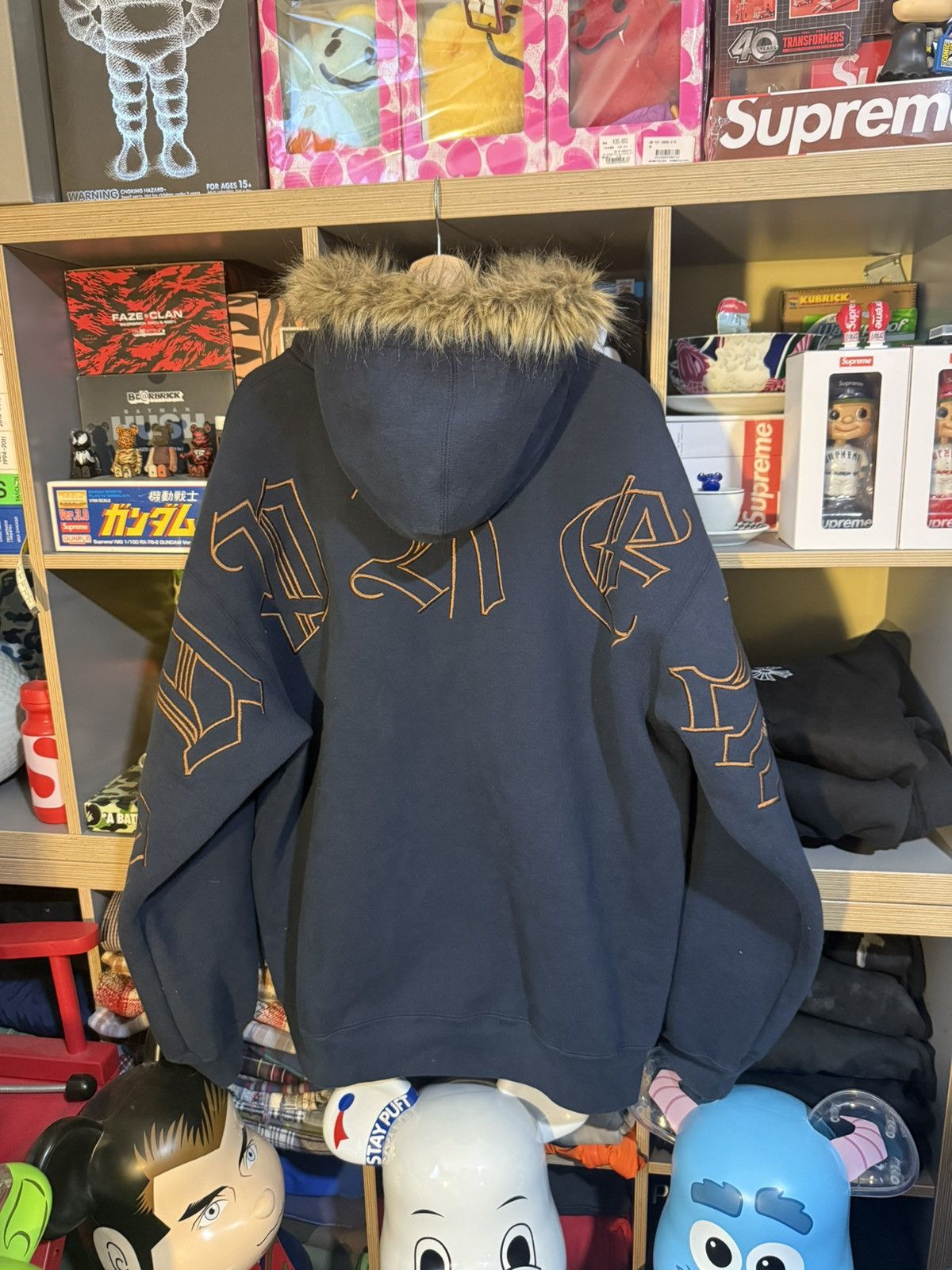 Supreme Supreme Navy Faux Fur Zip Up Hoodie Size US XXL / EU 58 / 5 - 2 Thumbnail