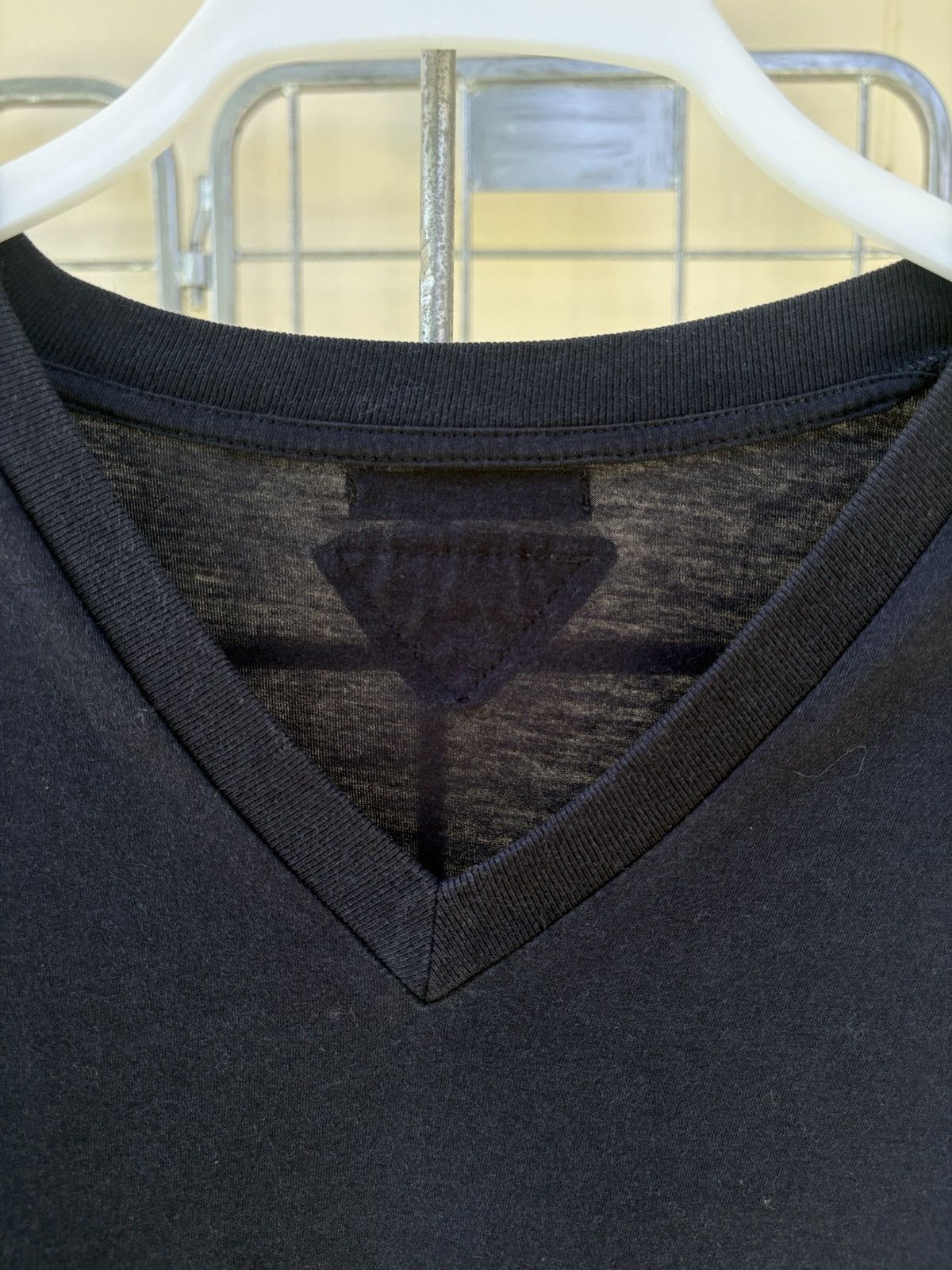 Prada Prada black v neck T-shirt Size US M / EU 48-50 / 2 - 3 Thumbnail