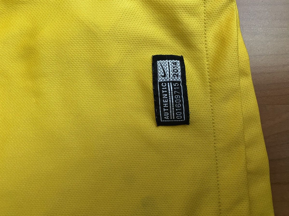 Nike Nike BRASIL 2014 2015 HOME FOOTBALL SHIRT SOCCER JERSEY Size US S / EU 44-46 / 1 - 9 Thumbnail