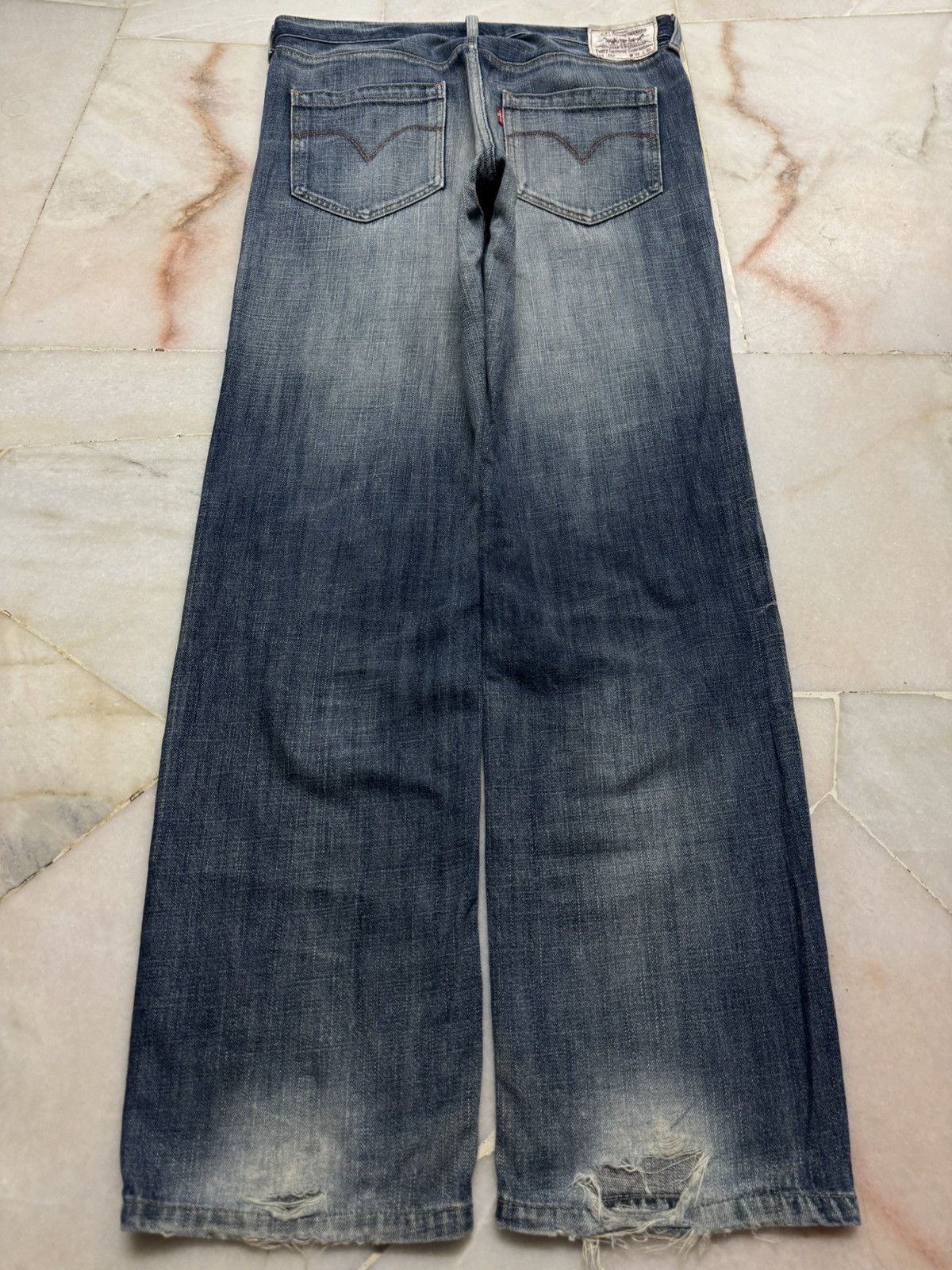 Levi's 💥Grunge💥Vintage 90s Levi's Lot552 Thrashed Distressed Insane Size US 33 - 13 Thumbnail