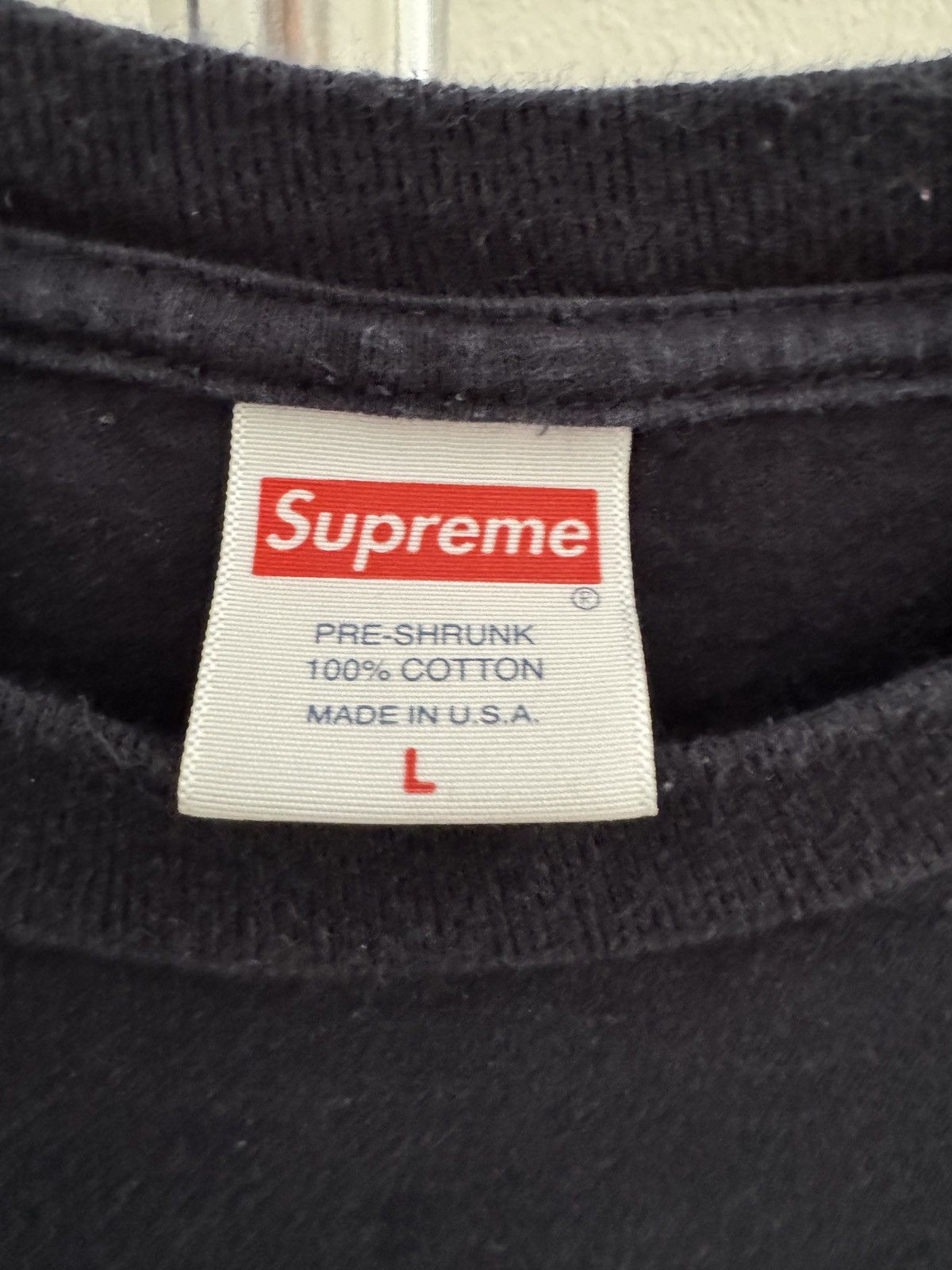 Supreme Supreme raphael tee navy Size US L / EU 52-54 / 3 - 3 Thumbnail