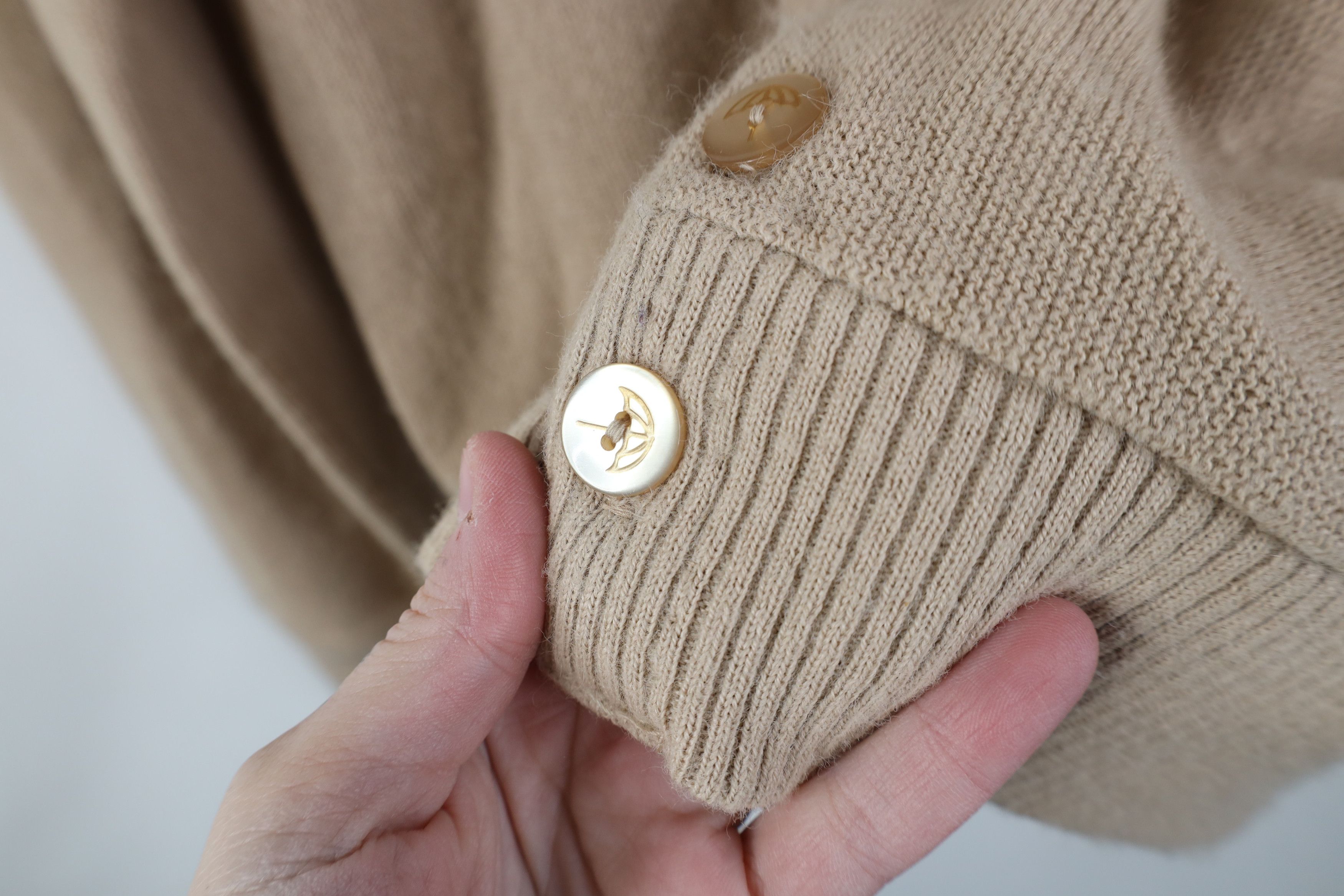 Vintage Vintage 70s Streetwear Knit Cardigan Sweater Beige USA Size US M / EU 48-50 / 2 - 7 Thumbnail
