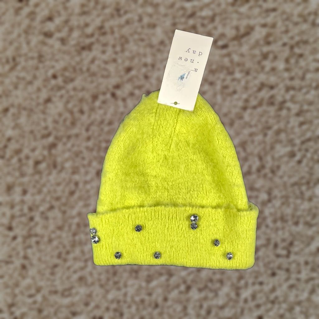 Vintage A New Day Beanie Toque Women One Size Neon Green Knit Jewel Polyester Ski NEW Size ONE SIZE - 1 Thumbnail