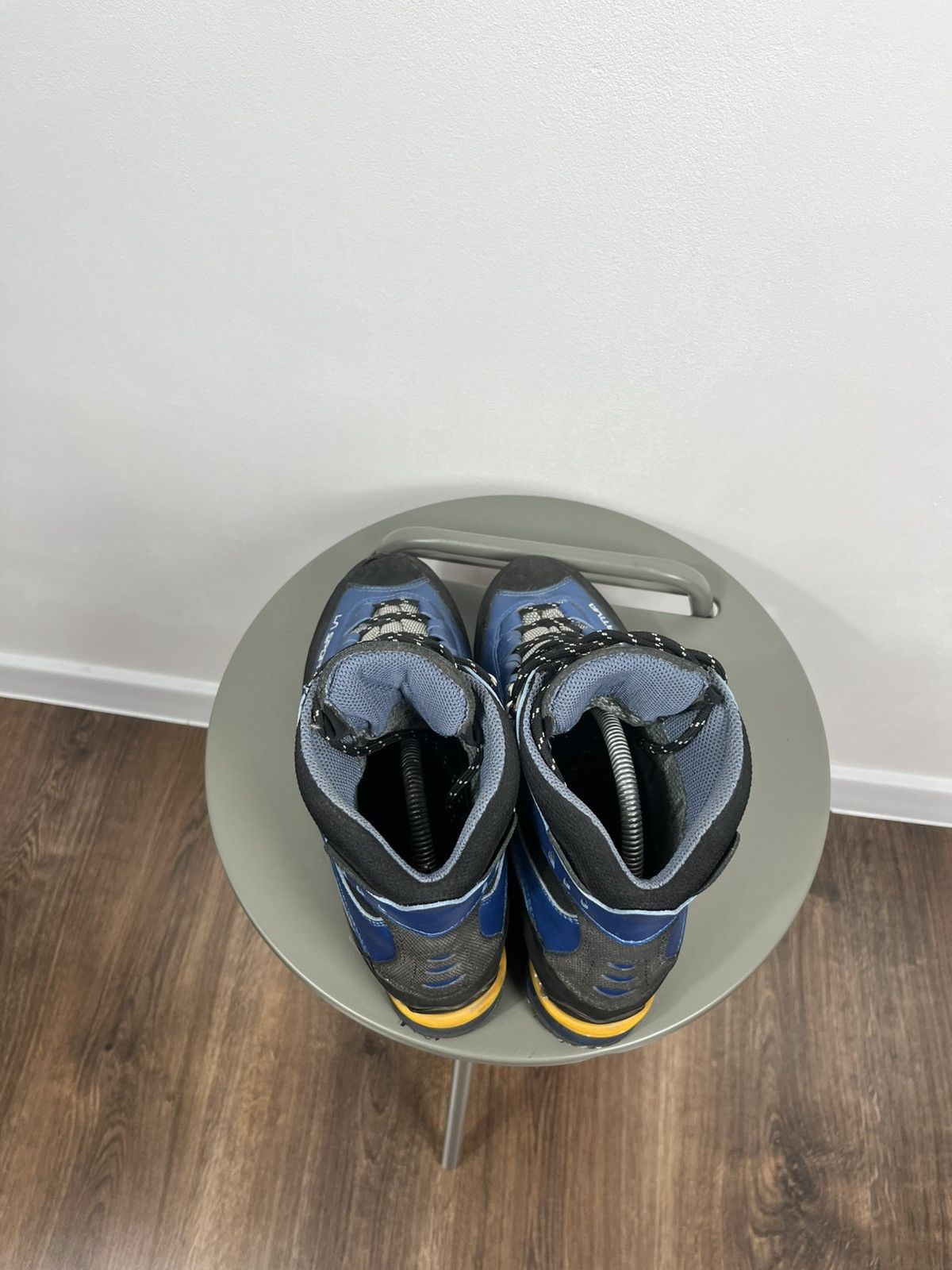 La Sportiva La Sportiva Gore-Tex Mountain Boots Black EU 43 Vibram Sole Size US 10 / EU 43 - 13 Thumbnail