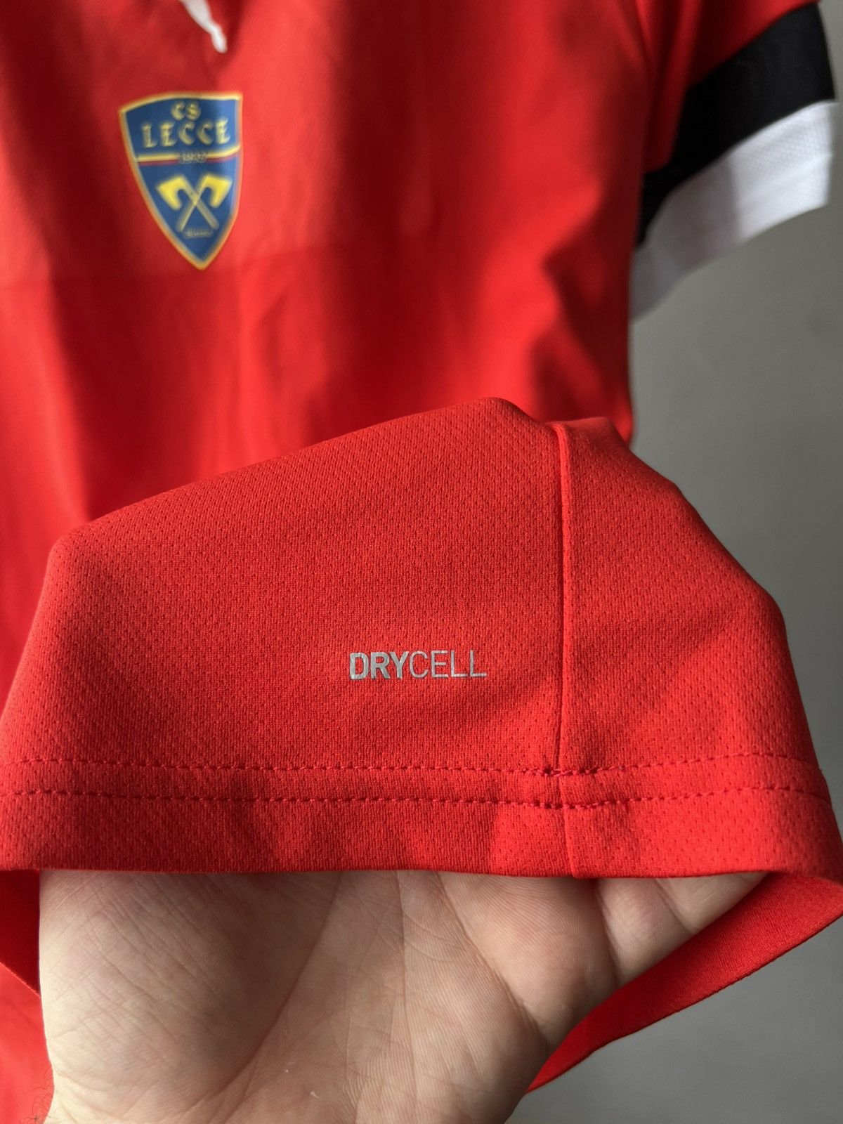 Puma 2022 CS LECCE BIENNE SOCCER JERSEY FOOTBALL SHIRT RED Size US L / EU 52-54 / 3 - 8 Thumbnail