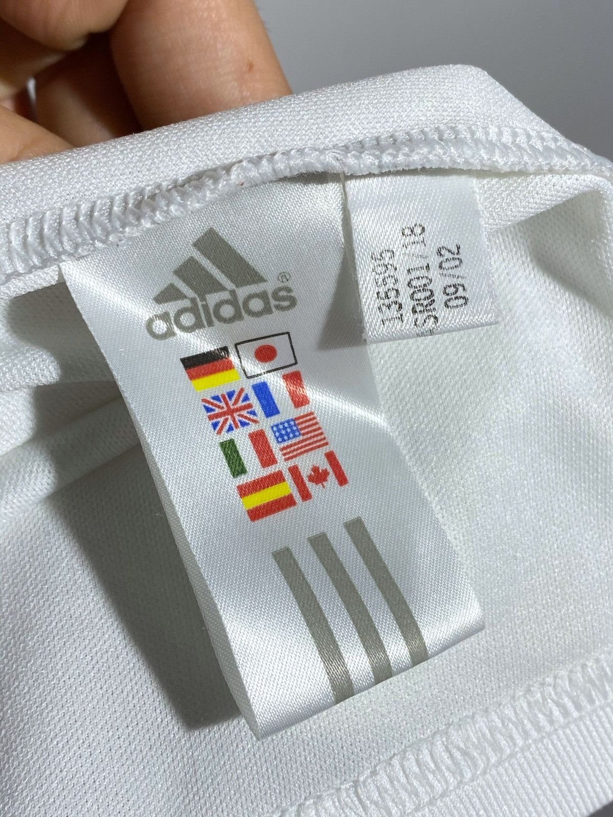 Adidas #24 Santa Cruz Bayern Munchen 2002/03 Away Adidas Jersey Size US L / EU 52-54 / 3 - 20 Thumbnail