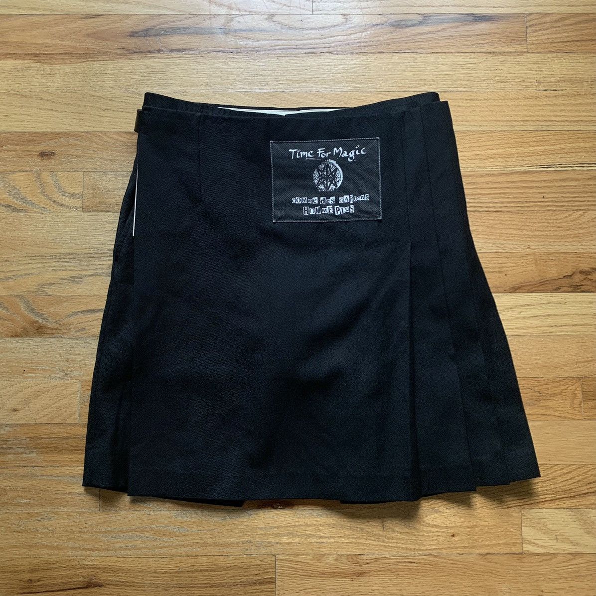 image of Comme Des Garcons Homme Plus Fw2008 ‘Time For Magic’ Kilt Shorts in Black, Men's (Size 30)