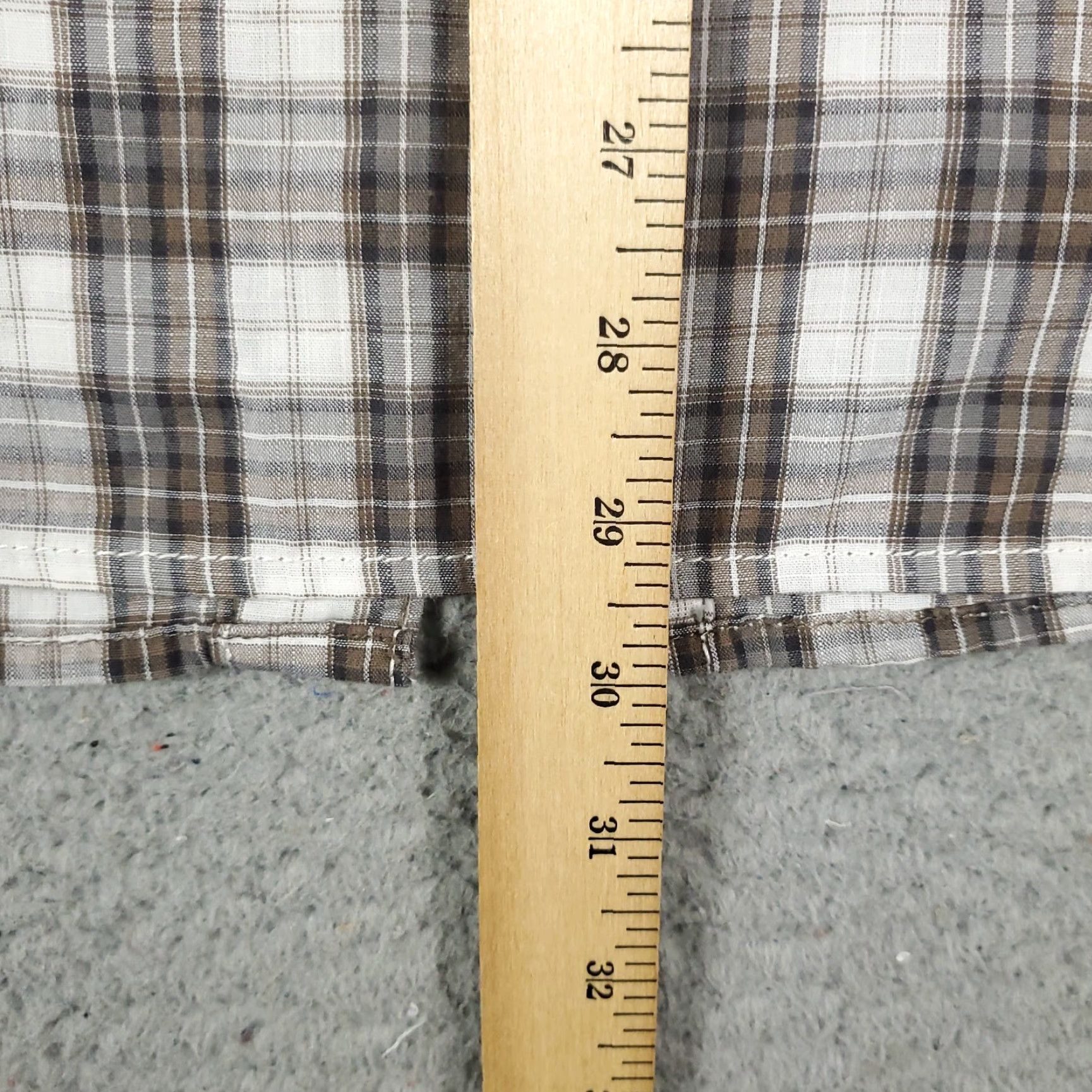 The North Face The North Face Shirt Mens L Beige Gray Plaid Casual Button-Up Short Sleeve Size US L / EU 52-54 / 3 - 4 Thumbnail