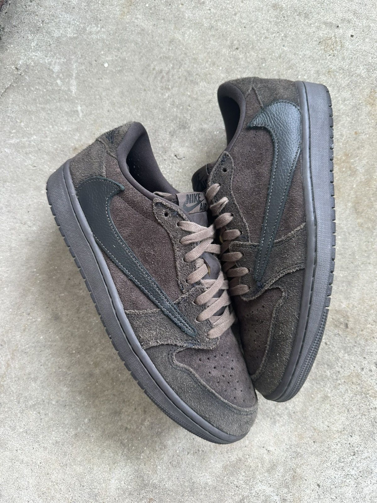 Nike Travis Scott Air Jordan 1 Low OG Velvet Brown size 9.5
