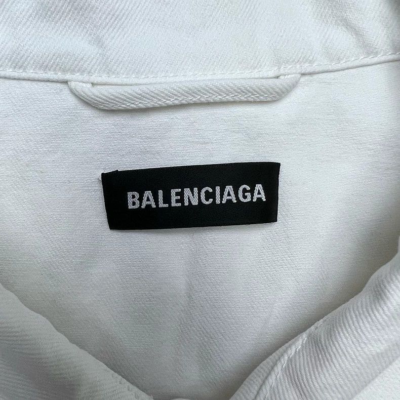 Balenciaga Balenciaga size 44 Back Letter Logo Stone Wash Denim Jacket Size US S / EU 44-46 / 1 - 3 Thumbnail