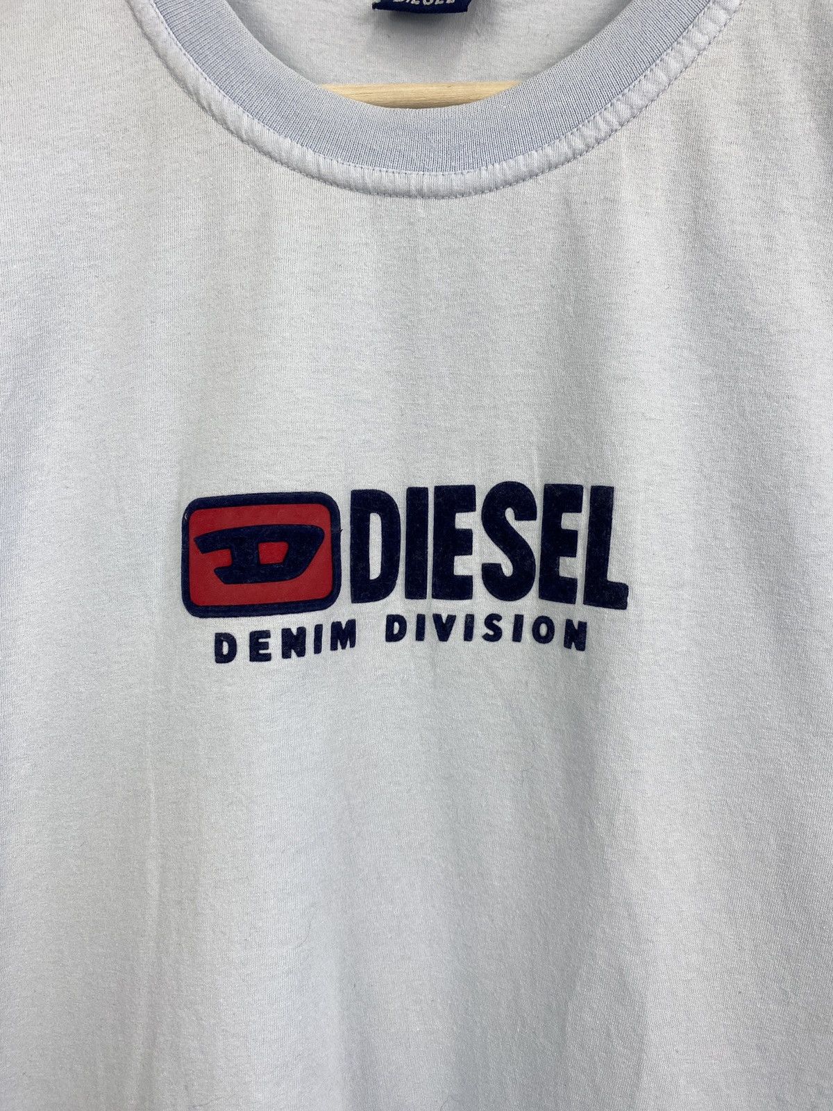 Diesel × Japanese Brand 🇺🇸 Vintage 90s Diesel Y2K Big logo T-Shirt Rare Retro Hype Size US XL / EU 56 / 4 - 4 Thumbnail