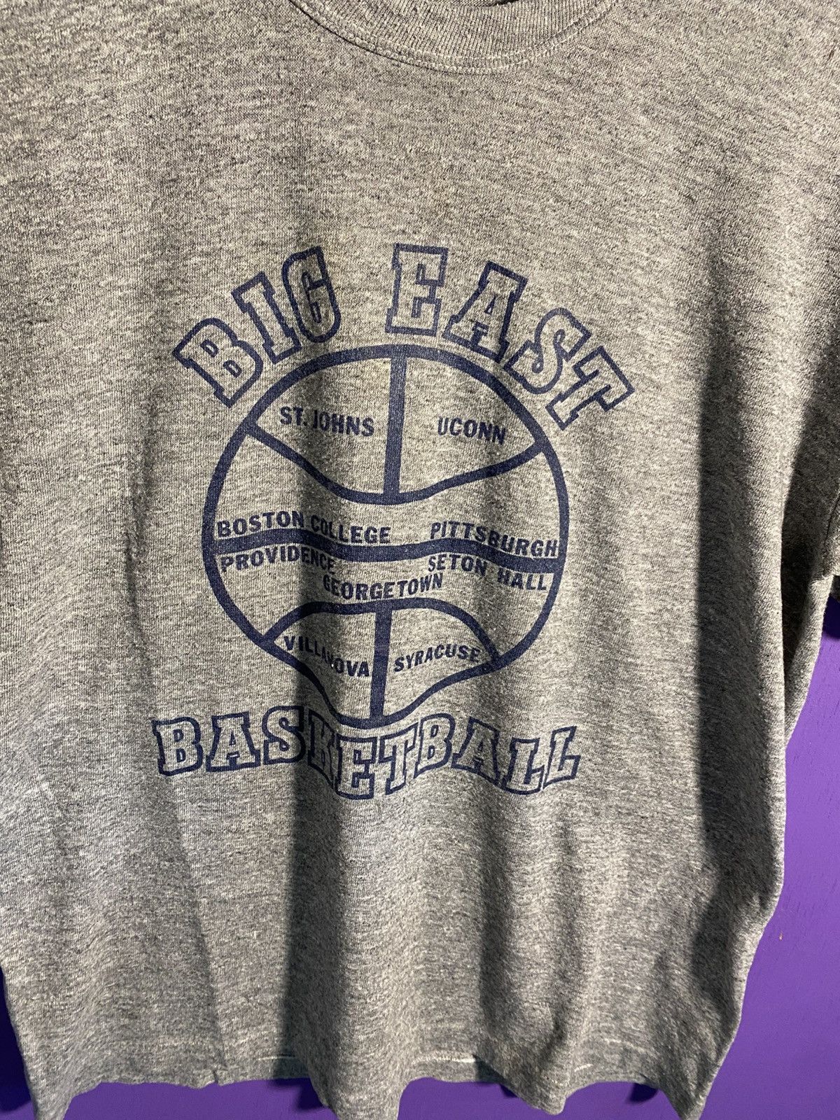 Vintage Vintage 1988 Big East basketball schools t-shirt Size US M / EU 48-50 / 2 - 3 Thumbnail