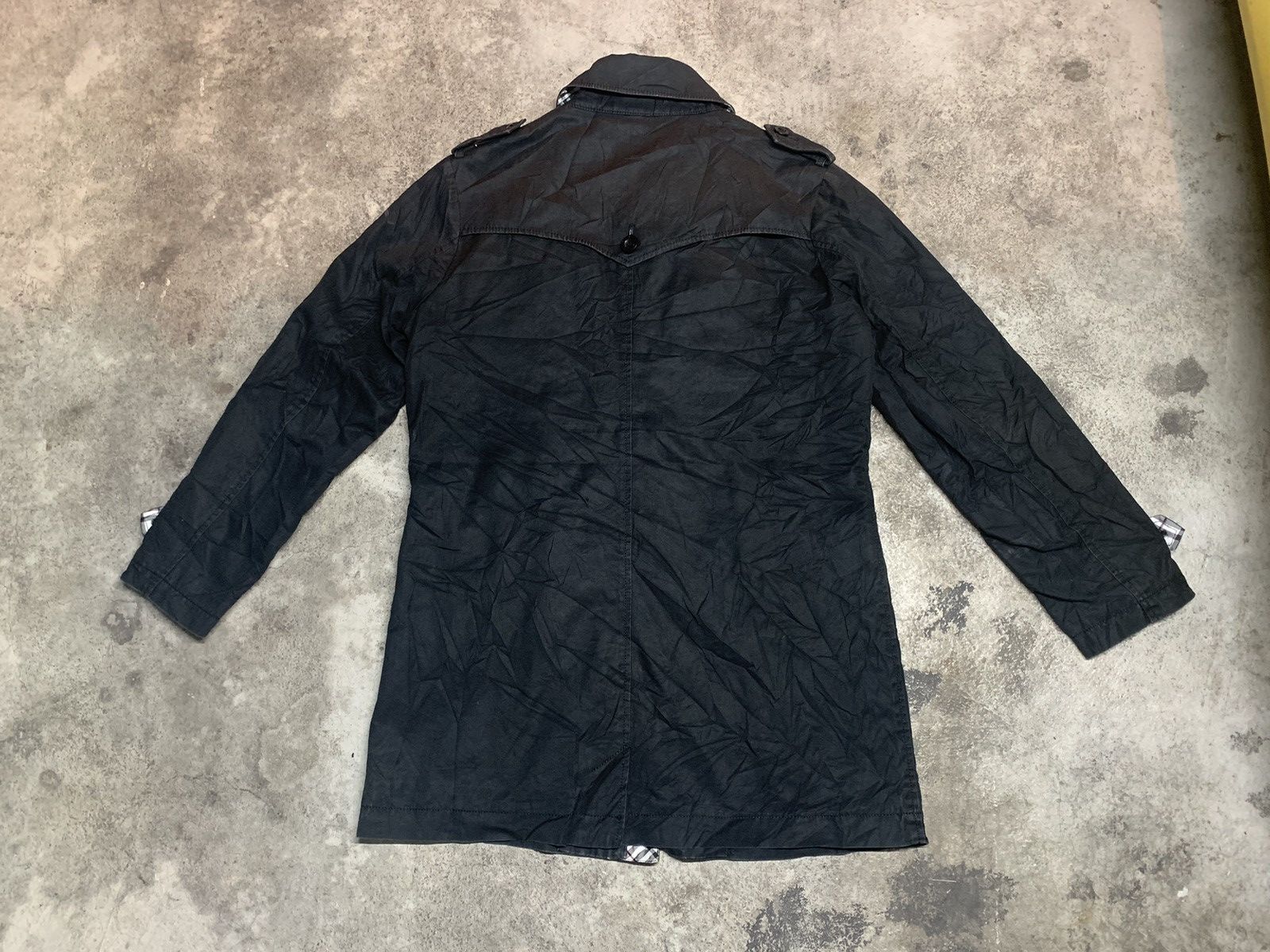 Burberry Button Long Jacket