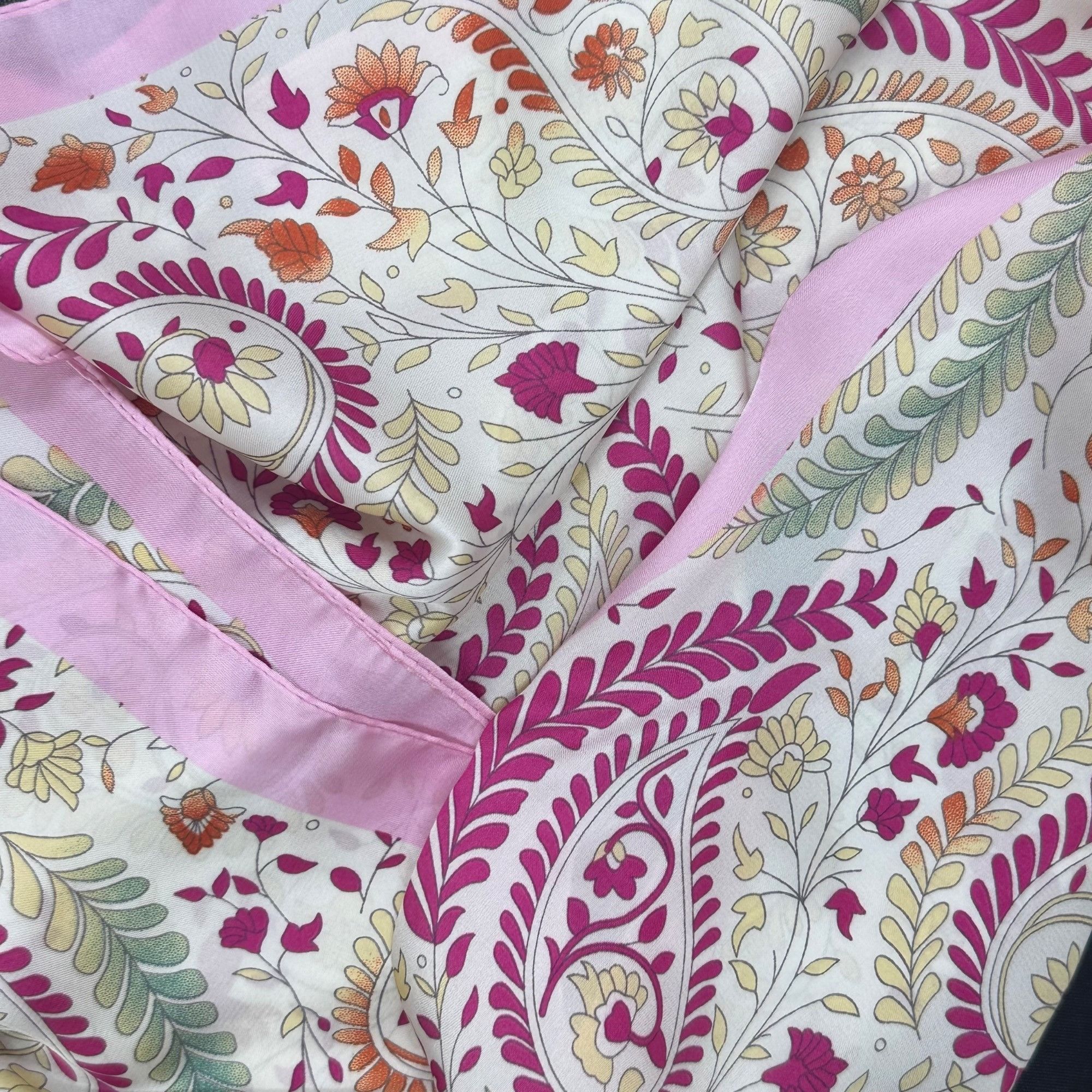 Other ✨Luxury Silky Square Scarf Pink Magenta Beige Paisley Vintag Size ONE SIZE - 3 Thumbnail