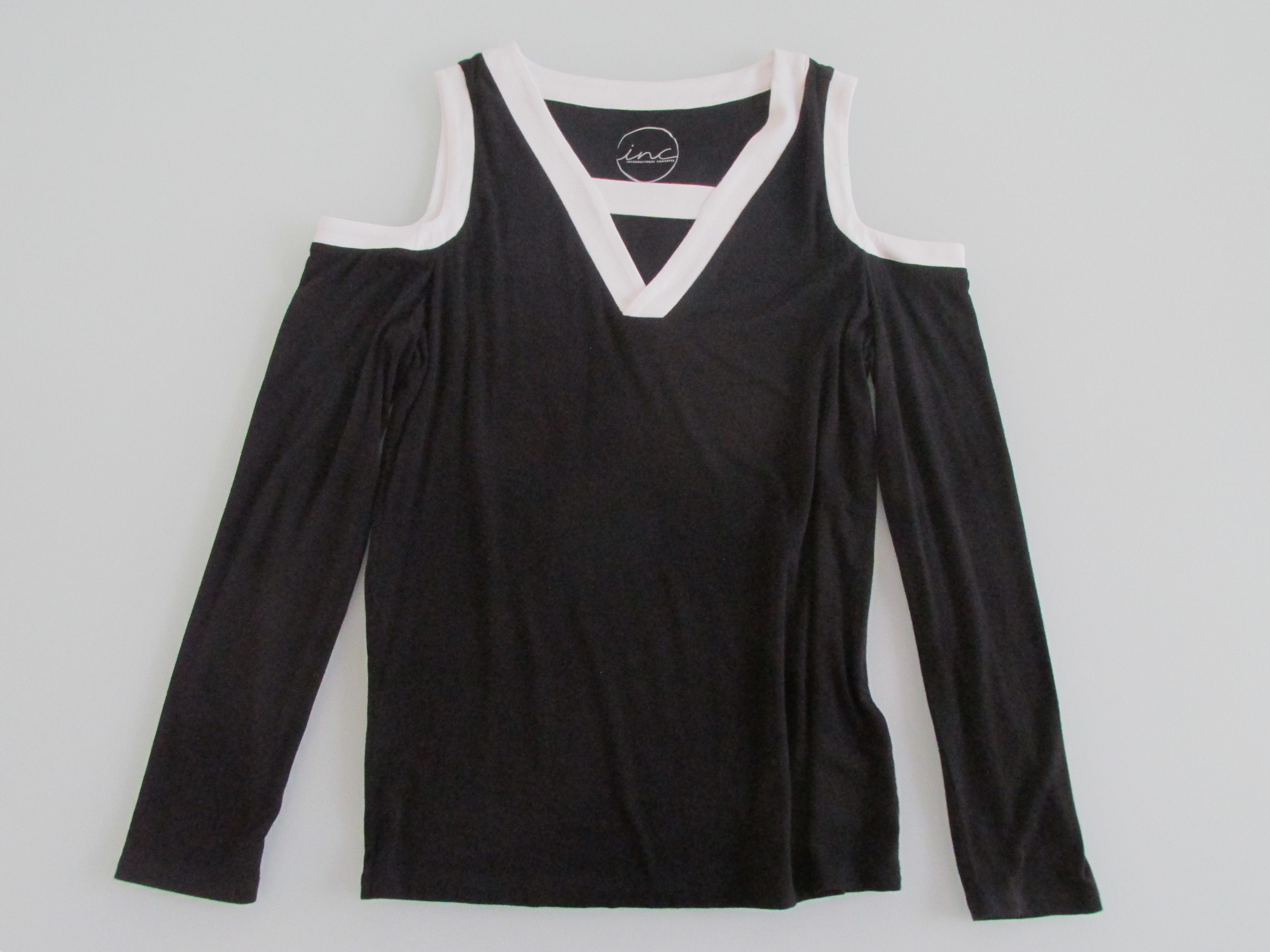 I.N.C INC International Concepts Cold Shoulder Blouse Size Medium Size M / US 6-8 / IT 42-44 - 1 Thumbnail