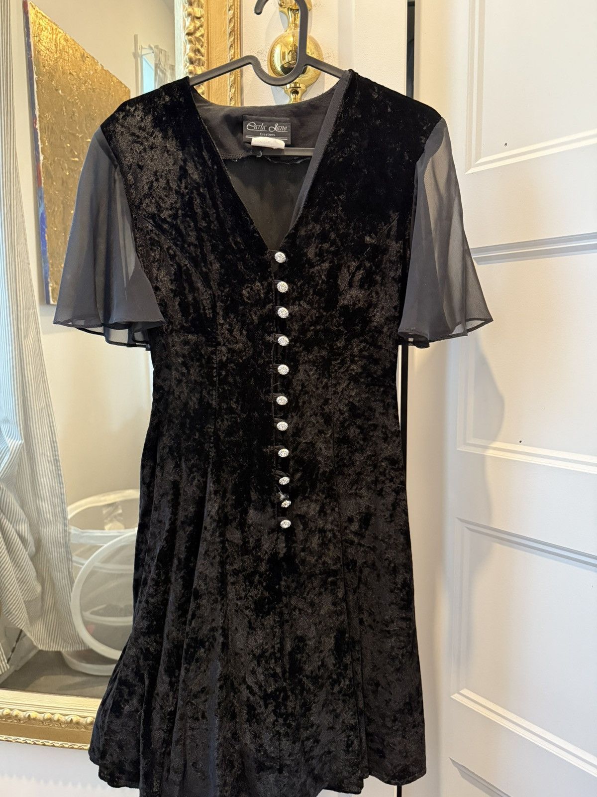 Vintage Vintage velvet black dress Size S / US 4 / IT 40 - 1 Thumbnail