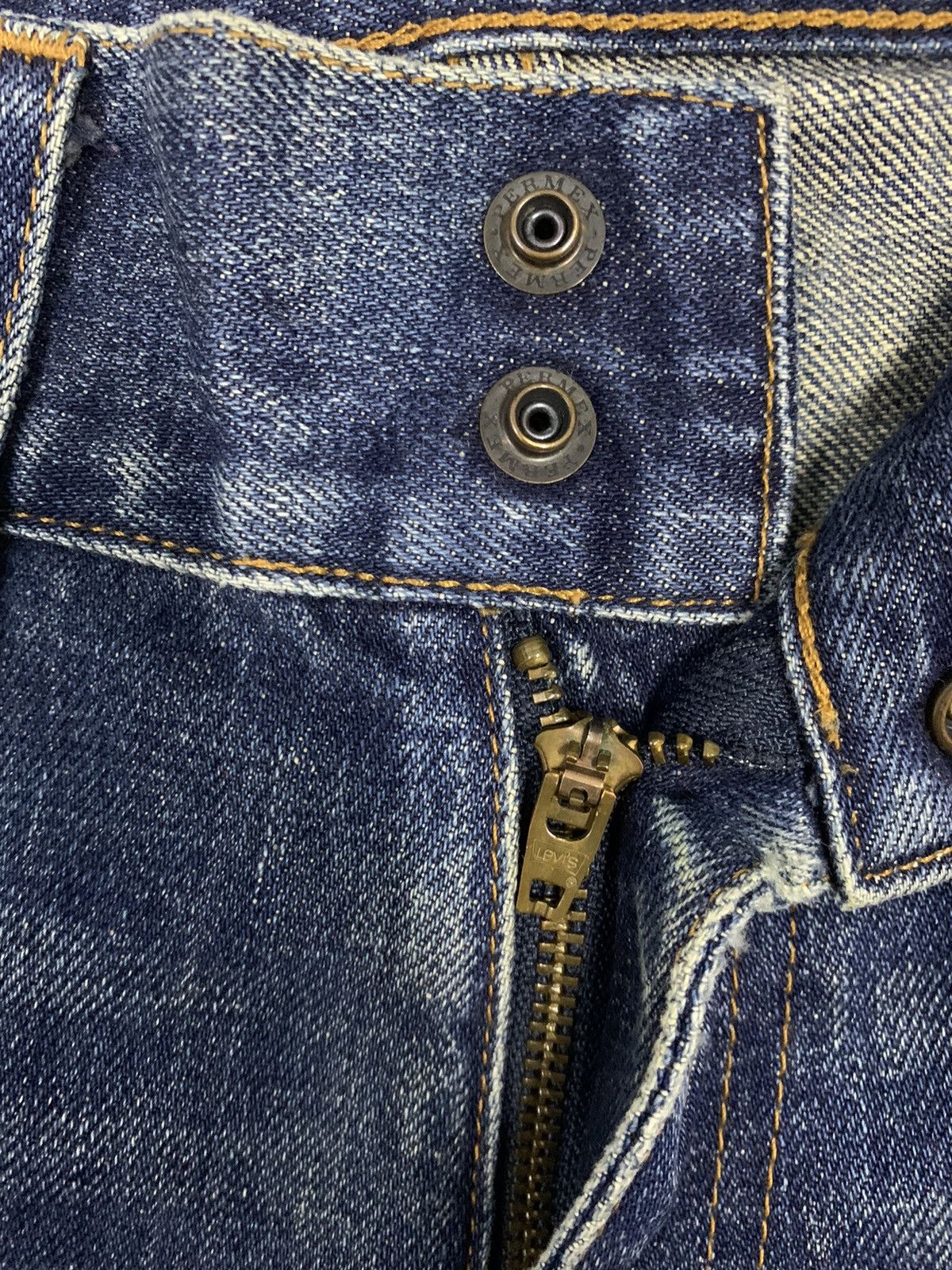 Levi's Vintage 90s Levis Red Tab Distressed Bush Denim Pants Size US 29 - 16 Thumbnail