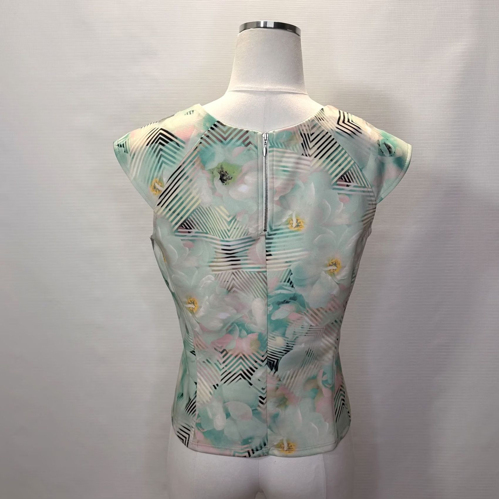 Robert Rodriguez Robert Rodriguez Blouse Womens Medium Green Floral Geometric Zip Sleeveless Top Size M / US 6-8 / IT 42-44 - 3 Thumbnail