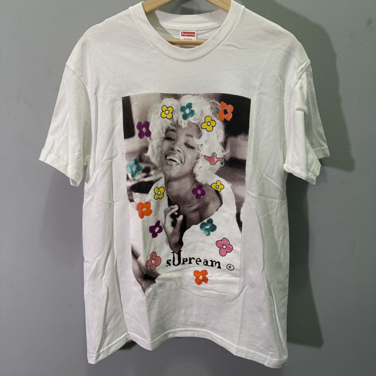 Supreme Naomi Tee Medium SS20