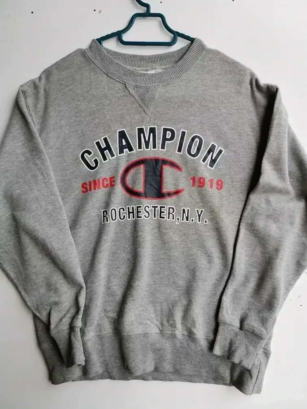 Champion Vintage Champion 1919 Rochester NY Sweatshirt Size US M / EU 48-50 / 2 - 1 Thumbnail