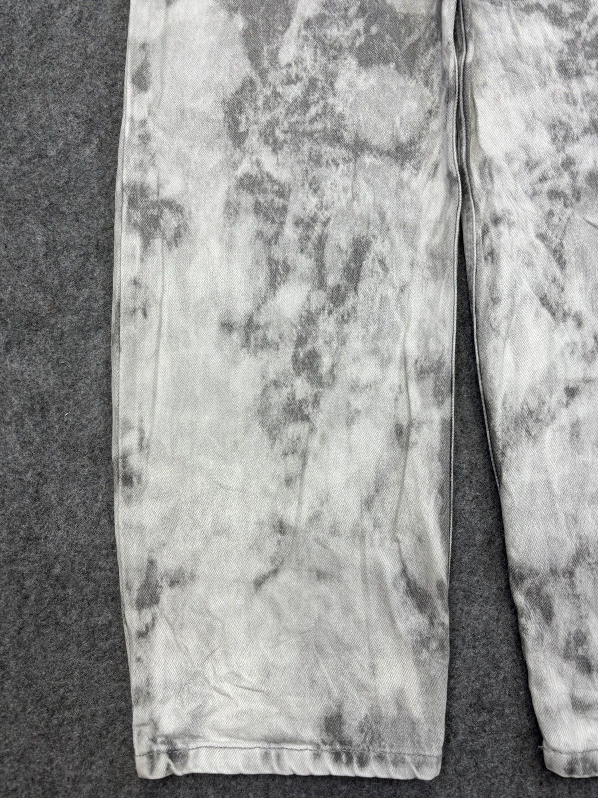 Japanese Brand Archival Page Boy Full Cloudy Fades Balloon Denim F831 Size US 27 - 10 Thumbnail