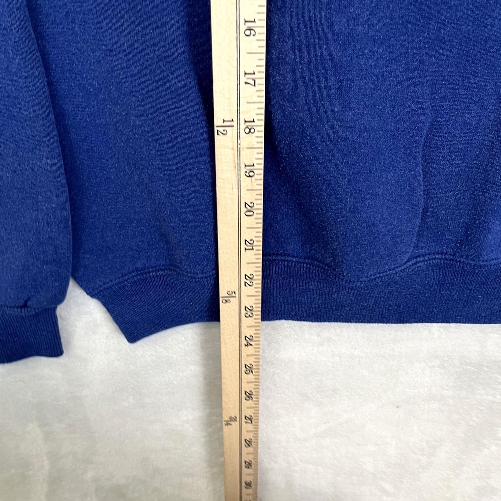 Vintage Cheetah Sweatshirt Mens Large Blue Crewneck Fleece Blank USA 90s Vintage Size US L / EU 52-54 / 3 - 4 Thumbnail