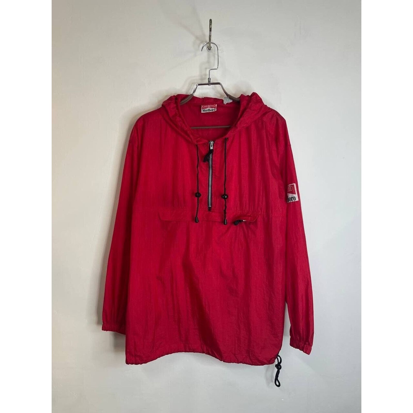 Marlboro × Vintage Vintage Marlboro Red Pullover Windbreaker Jacket Packable S Size US S / EU 44-46 / 1 - 1 Thumbnail