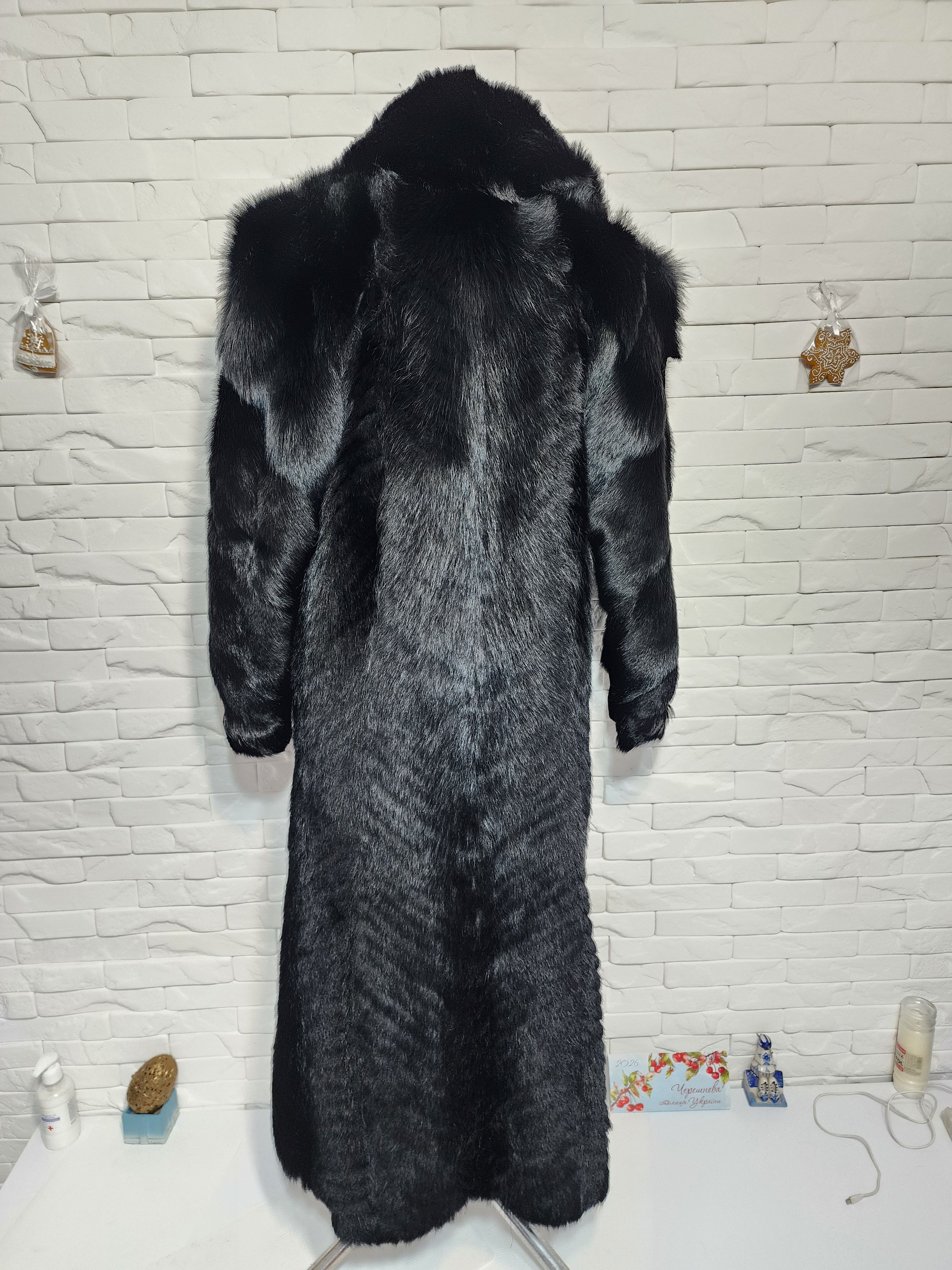 Furla Black Genuine Fur Coat: Women's Winter Coat Size M / US 6-8 / IT 42-44 - 4 Thumbnail