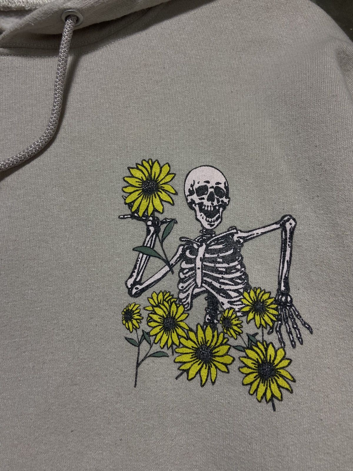 Bowery Bowery Skull + Flowers Hoodie Size US M / EU 48-50 / 2 - 9 Thumbnail