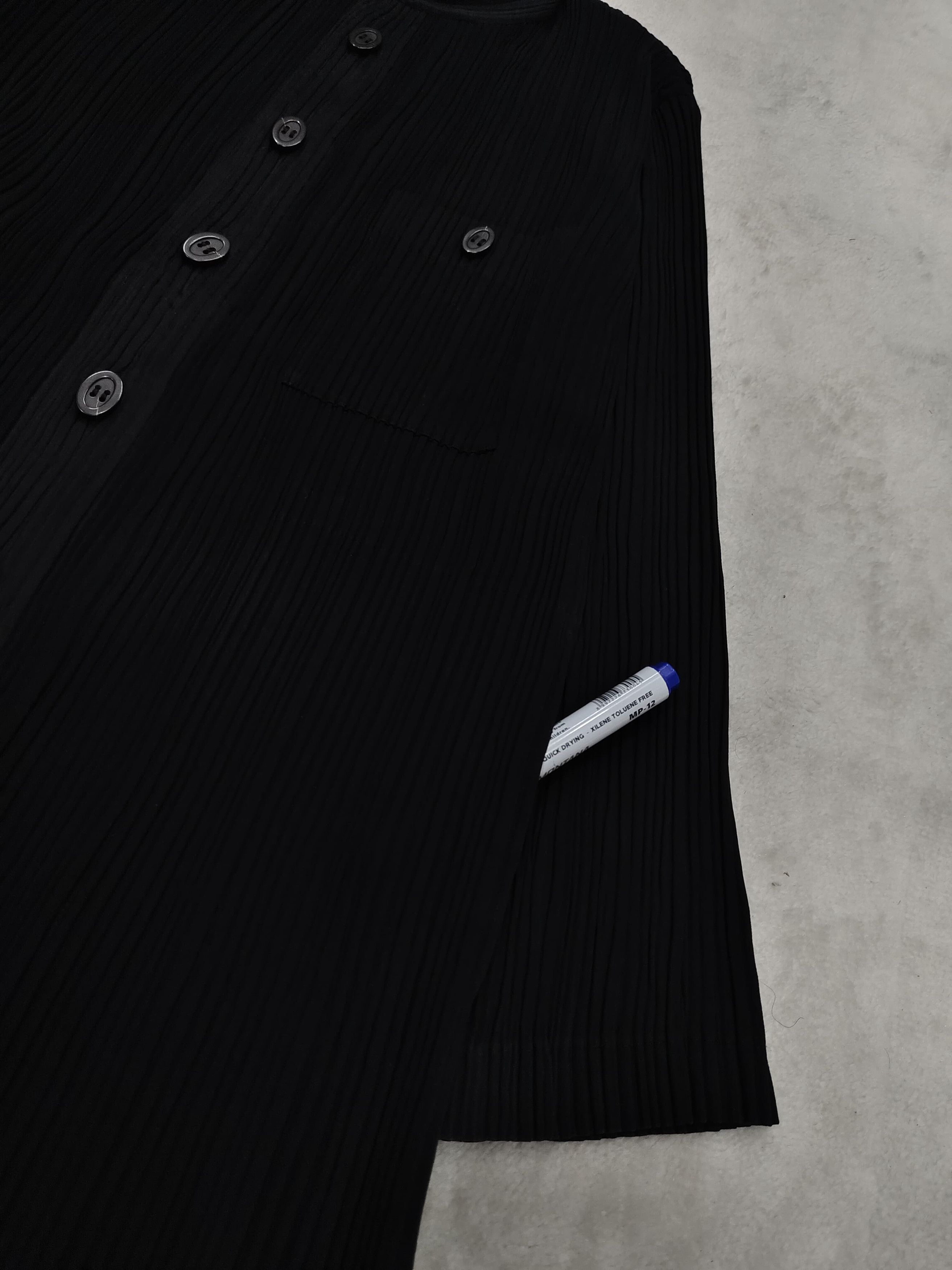 Issey Miyake ARCHIVE ISSEY MIYAKE Black Pleated Mandarin Collar Shirt Size US M / EU 48-50 / 2 - 5 Thumbnail