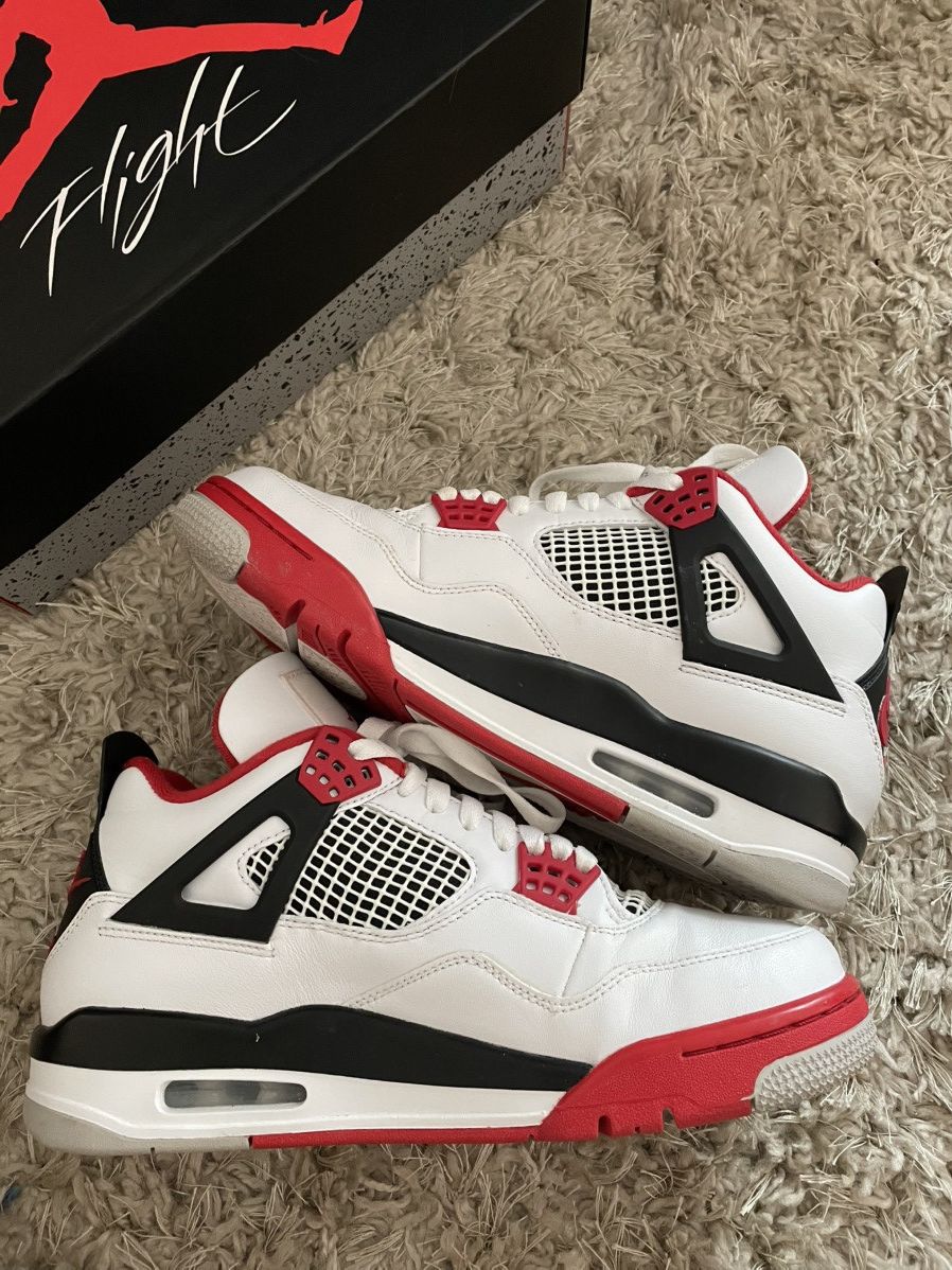 Jordan Brand Jordan 4 Fire Red Size US 9 / EU 42 - 3 Thumbnail