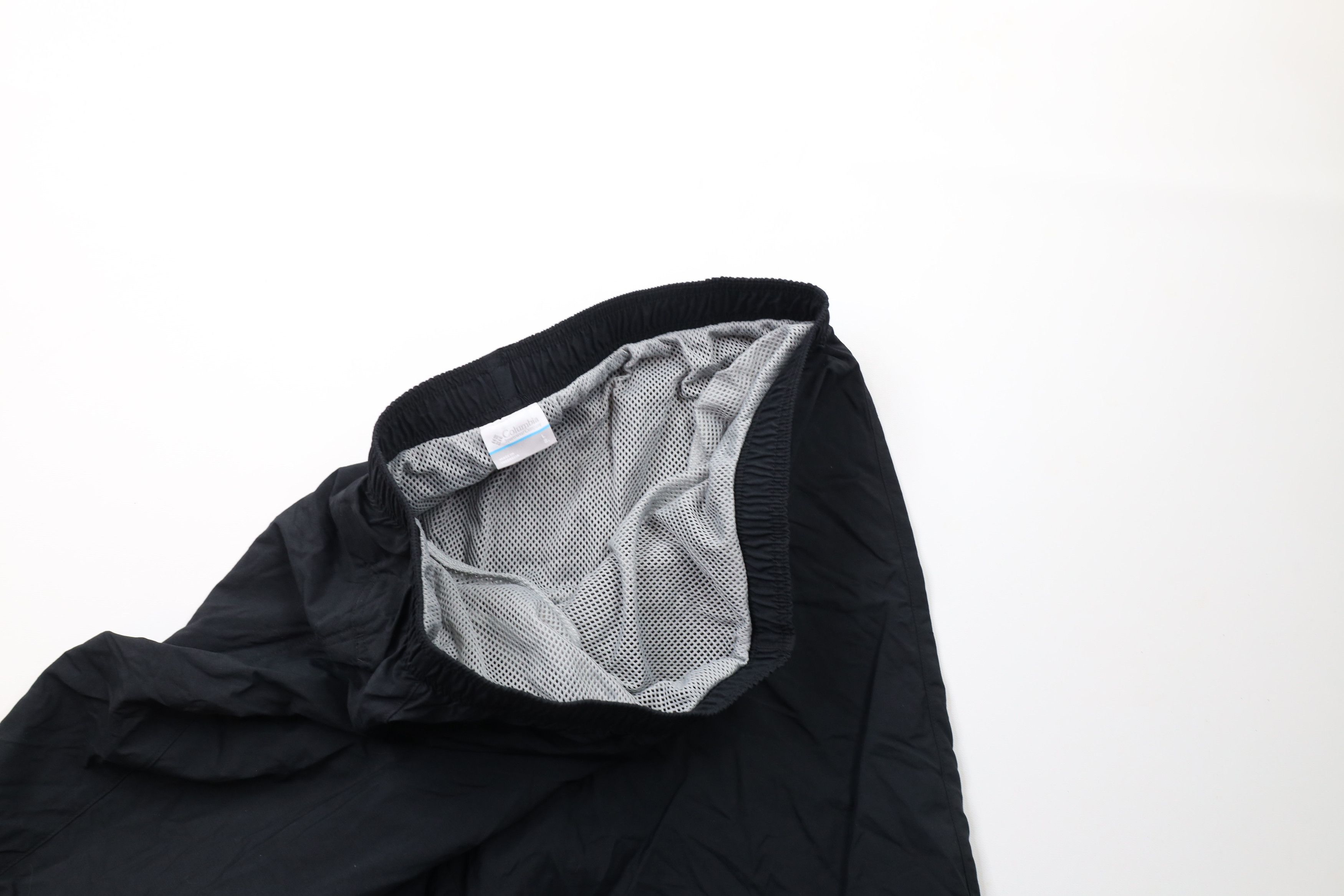 Columbia × Vintage Vintage Columbia Out Box Logo Lined Above Knee Shorts Black Size US 34 / EU 50 - 7 Thumbnail