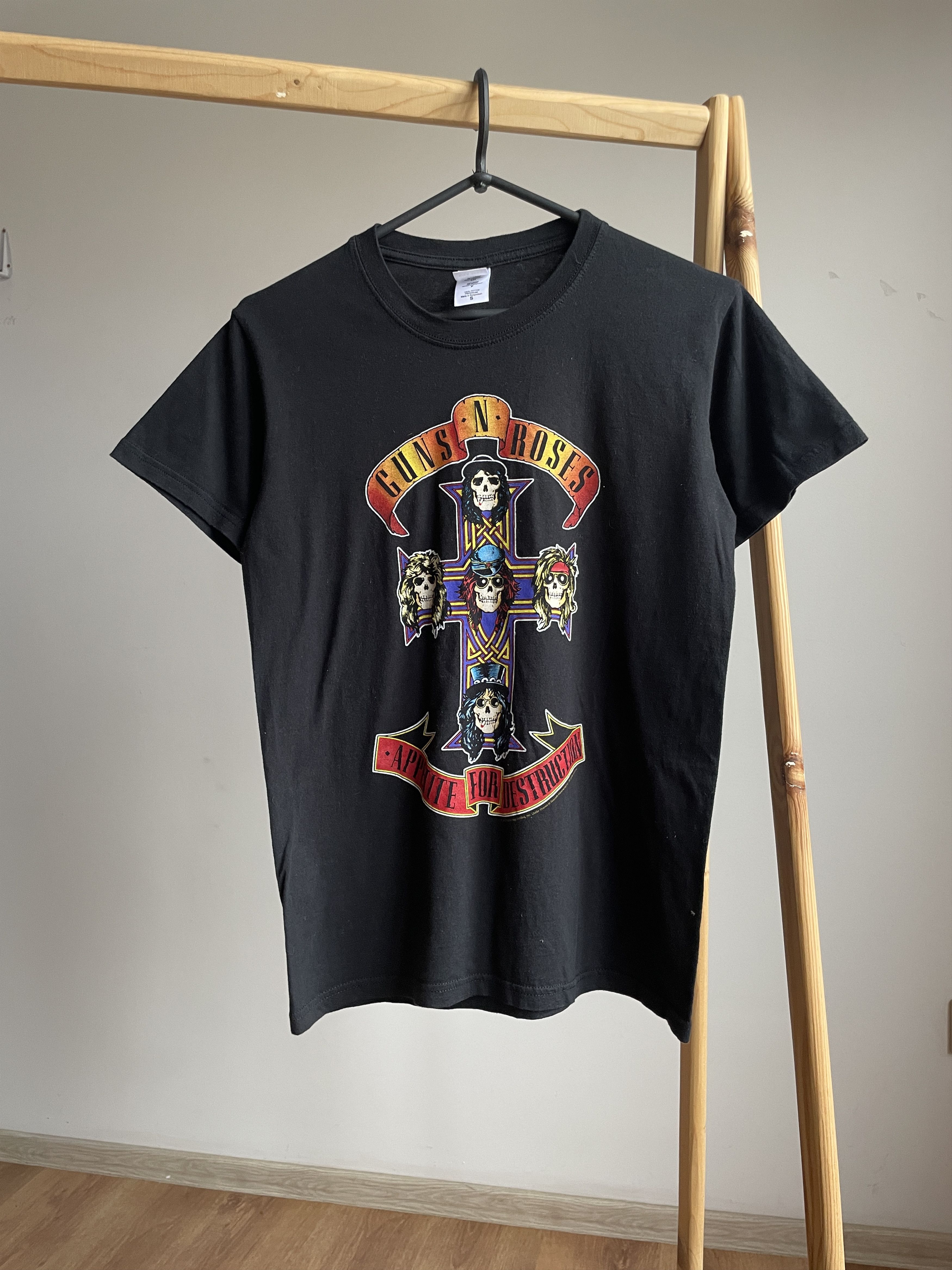 Band Tees Guns N Roses Appetite For Destruction 2012 T-Shirt Size S Size US S / EU 44-46 / 1 - 1 Thumbnail