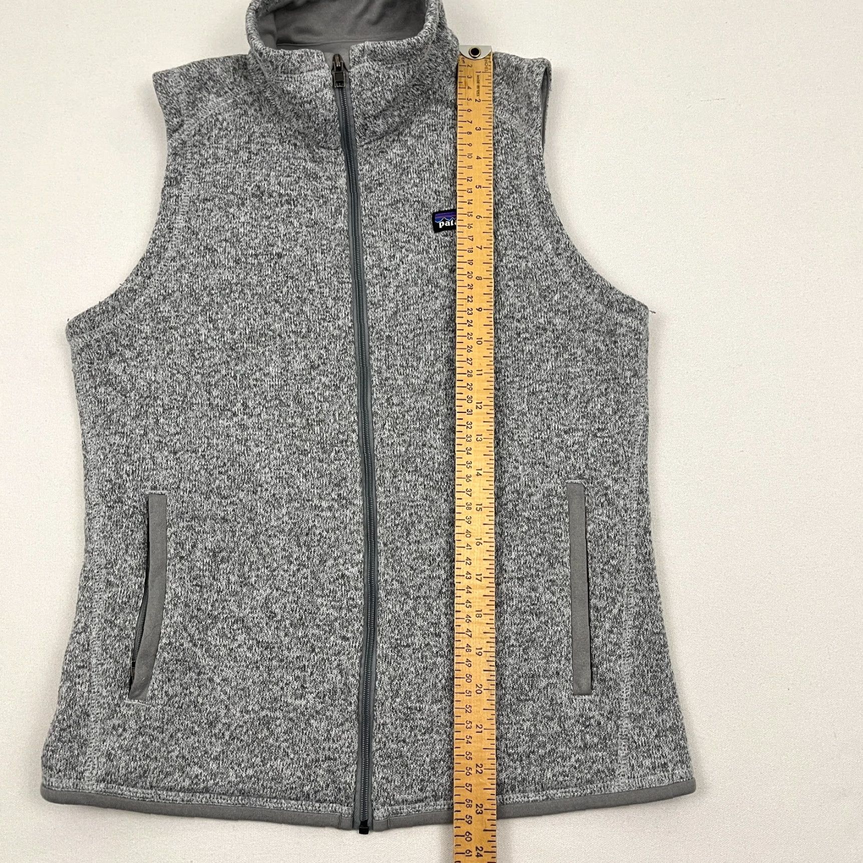 Patagonia Patagonia Vest Womens S Gray Fleece Full Zip Casual Preppy Outdoor Outdoor Sport Size S / US 4 / IT 40 - 4 Thumbnail